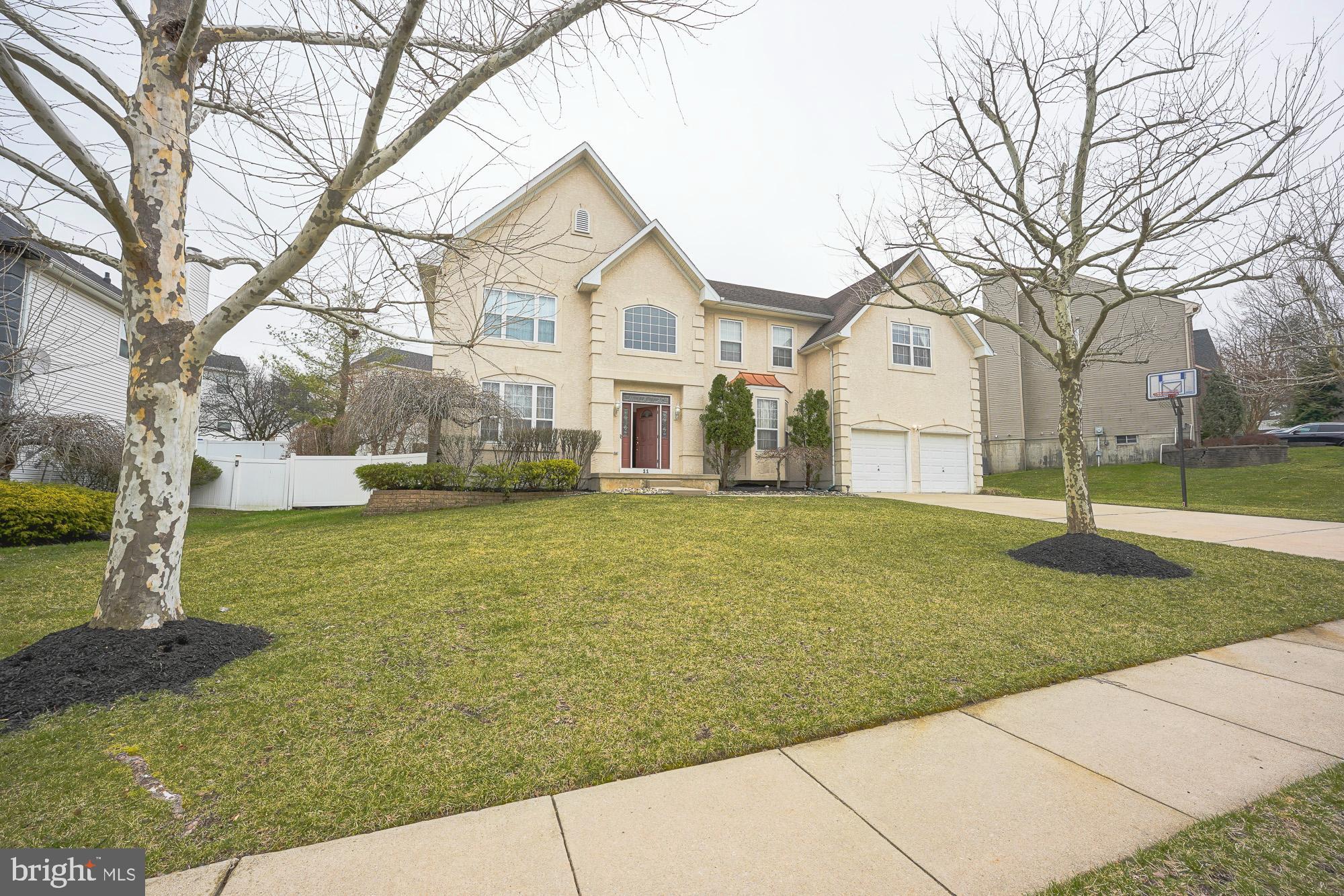 11 EXTON CIRCLE
