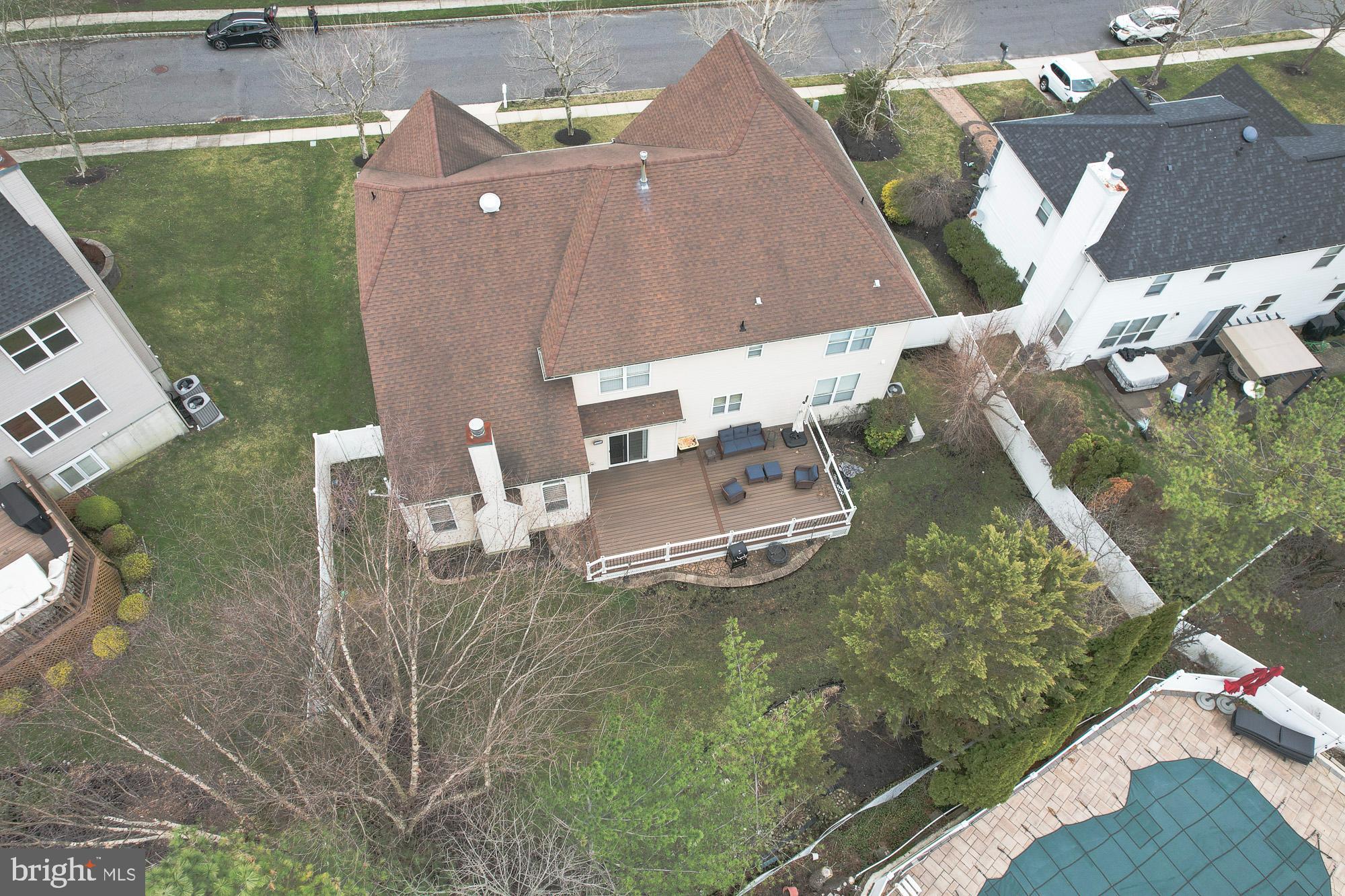 11 EXTON CIRCLE