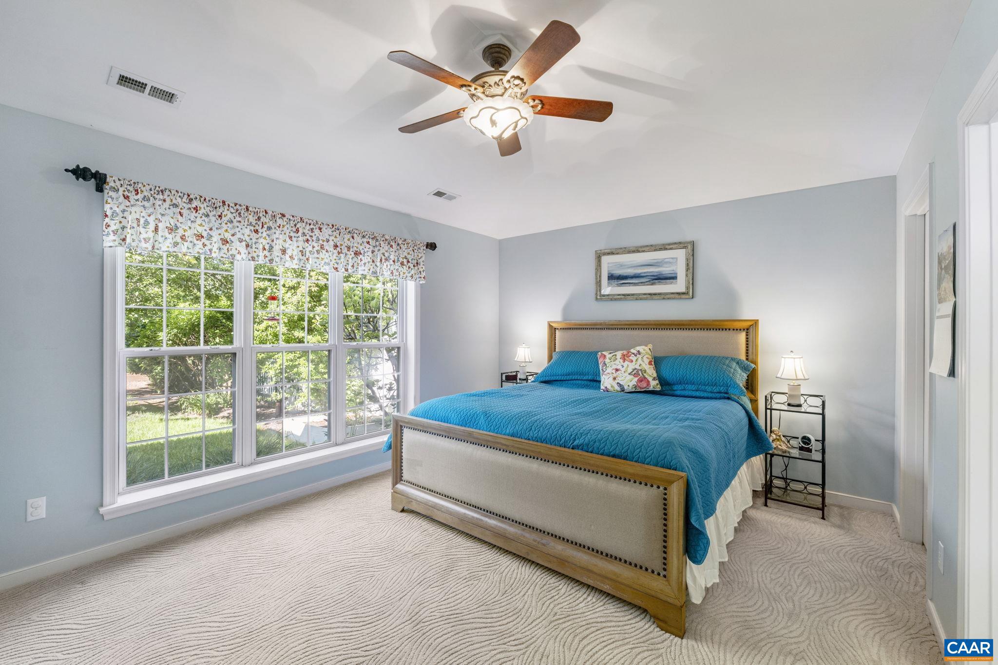 REDFIELDS - Residential