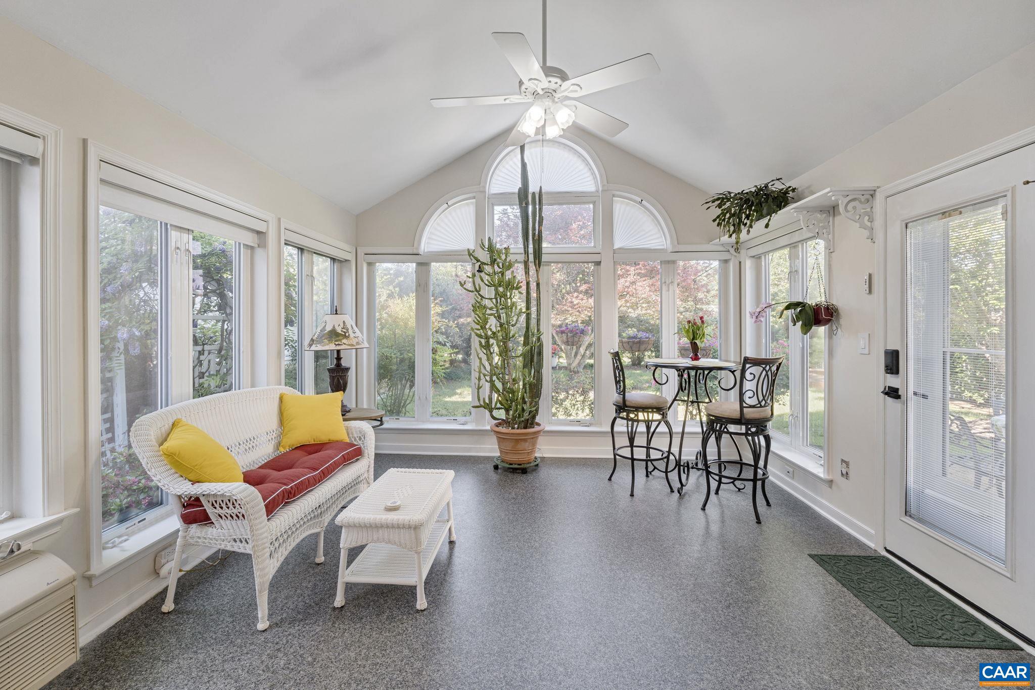 REDFIELDS - Residential