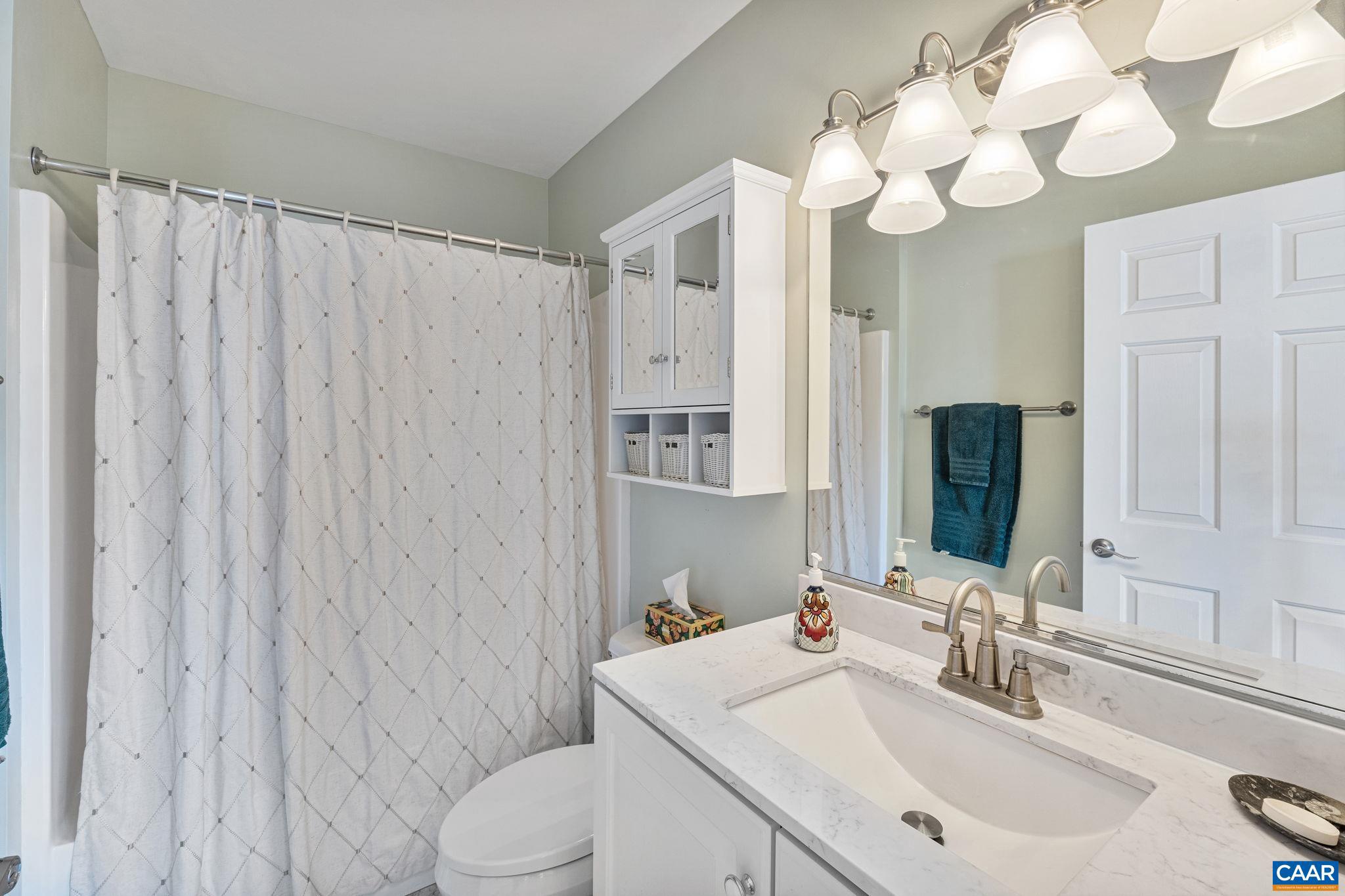 REDFIELDS - Residential