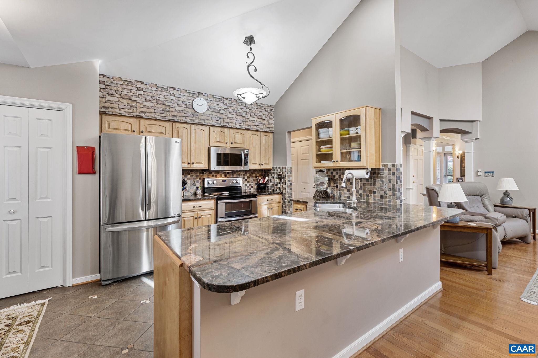 REDFIELDS - Residential