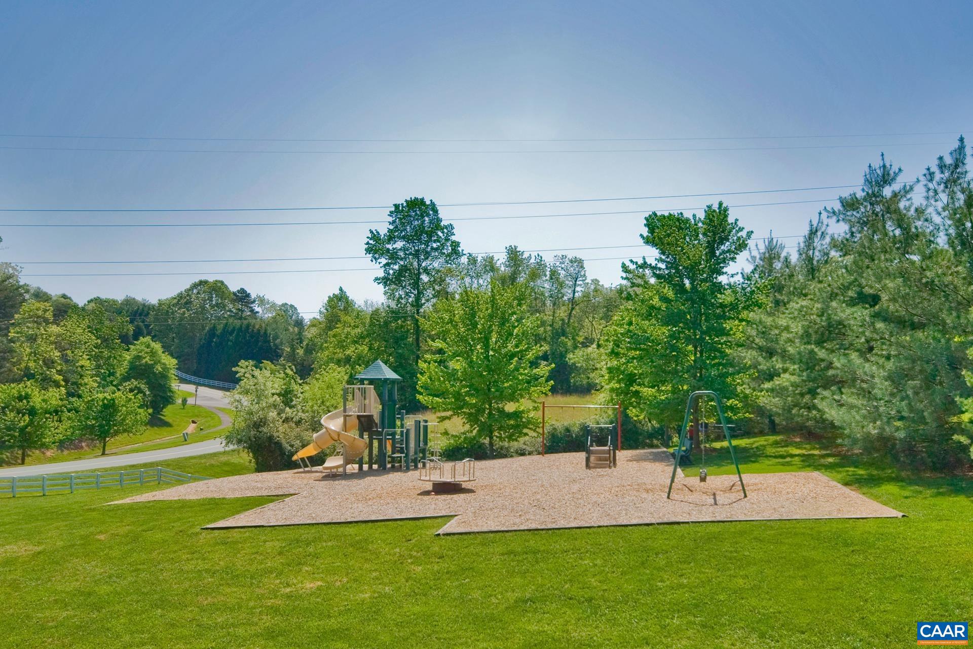 REDFIELDS - Residential