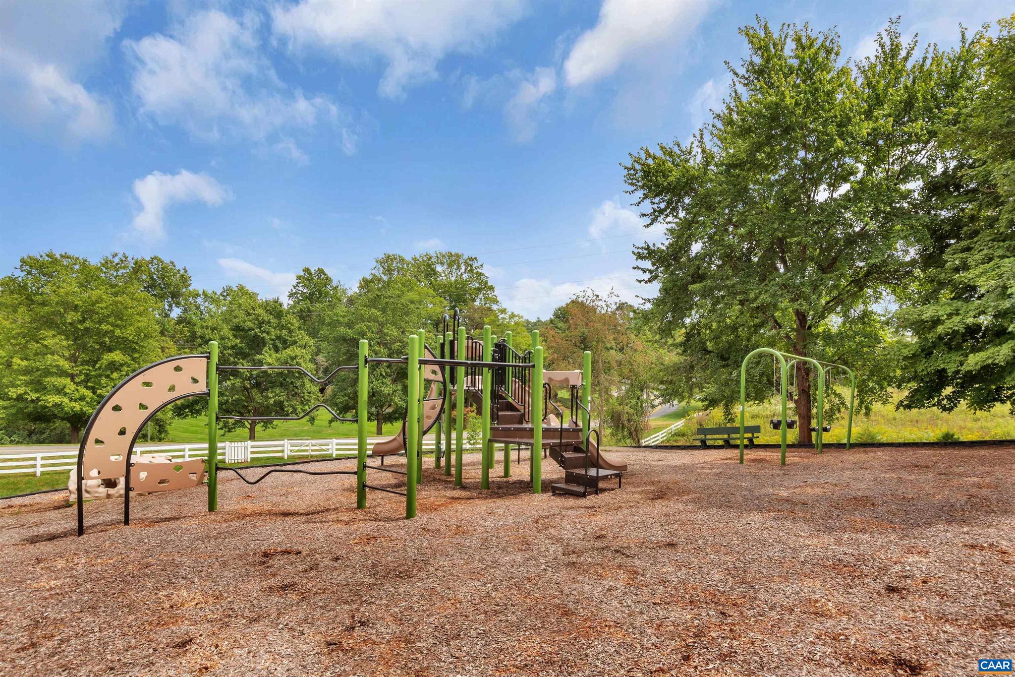 REDFIELDS - Residential