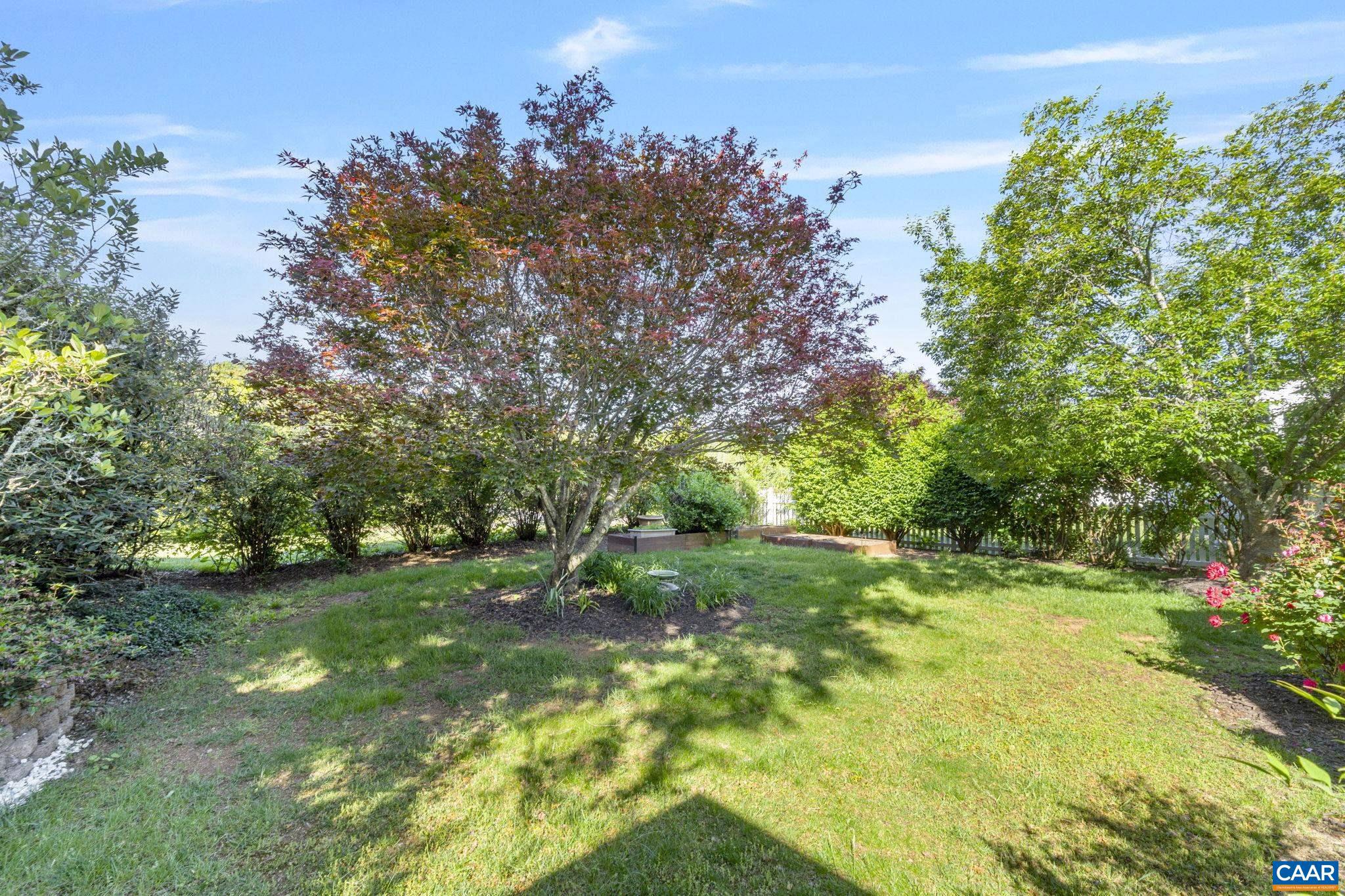 REDFIELDS - Residential