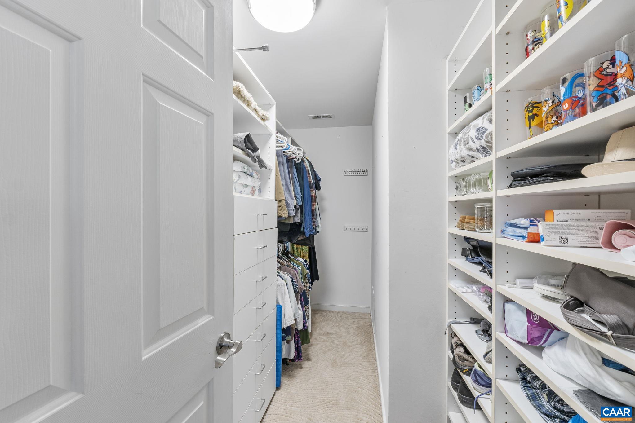 REDFIELDS - Residential