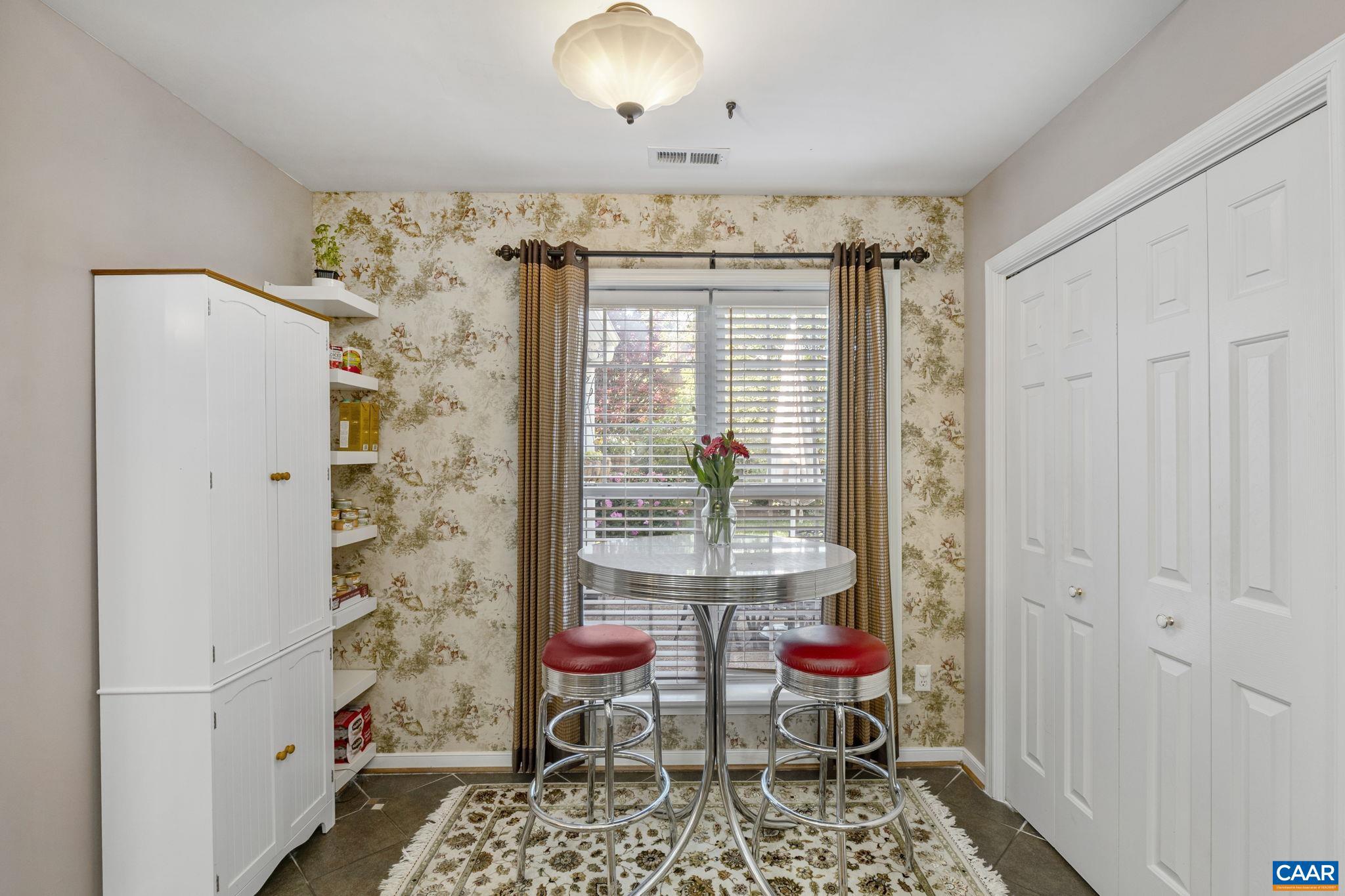 REDFIELDS - Residential