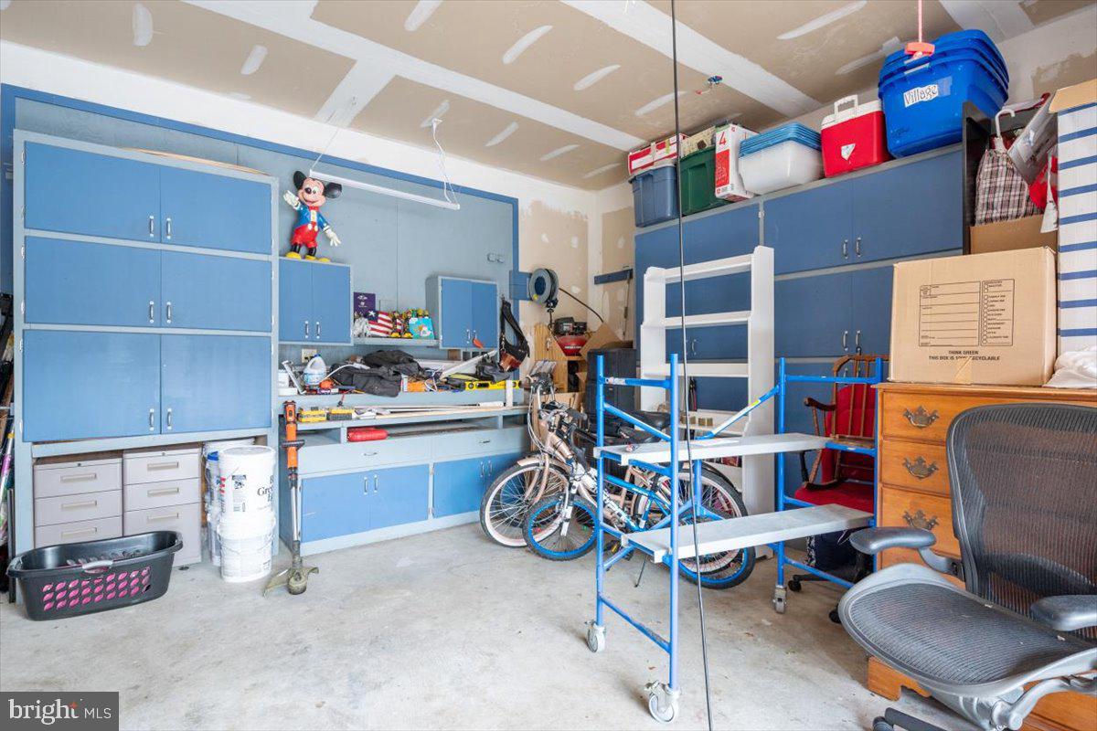 NORTH BROOK - Residential