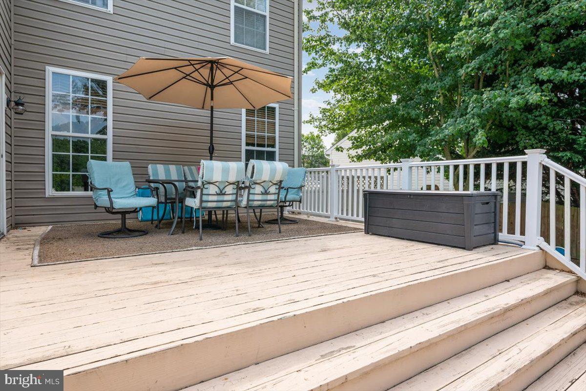 NORTH BROOK - Residential