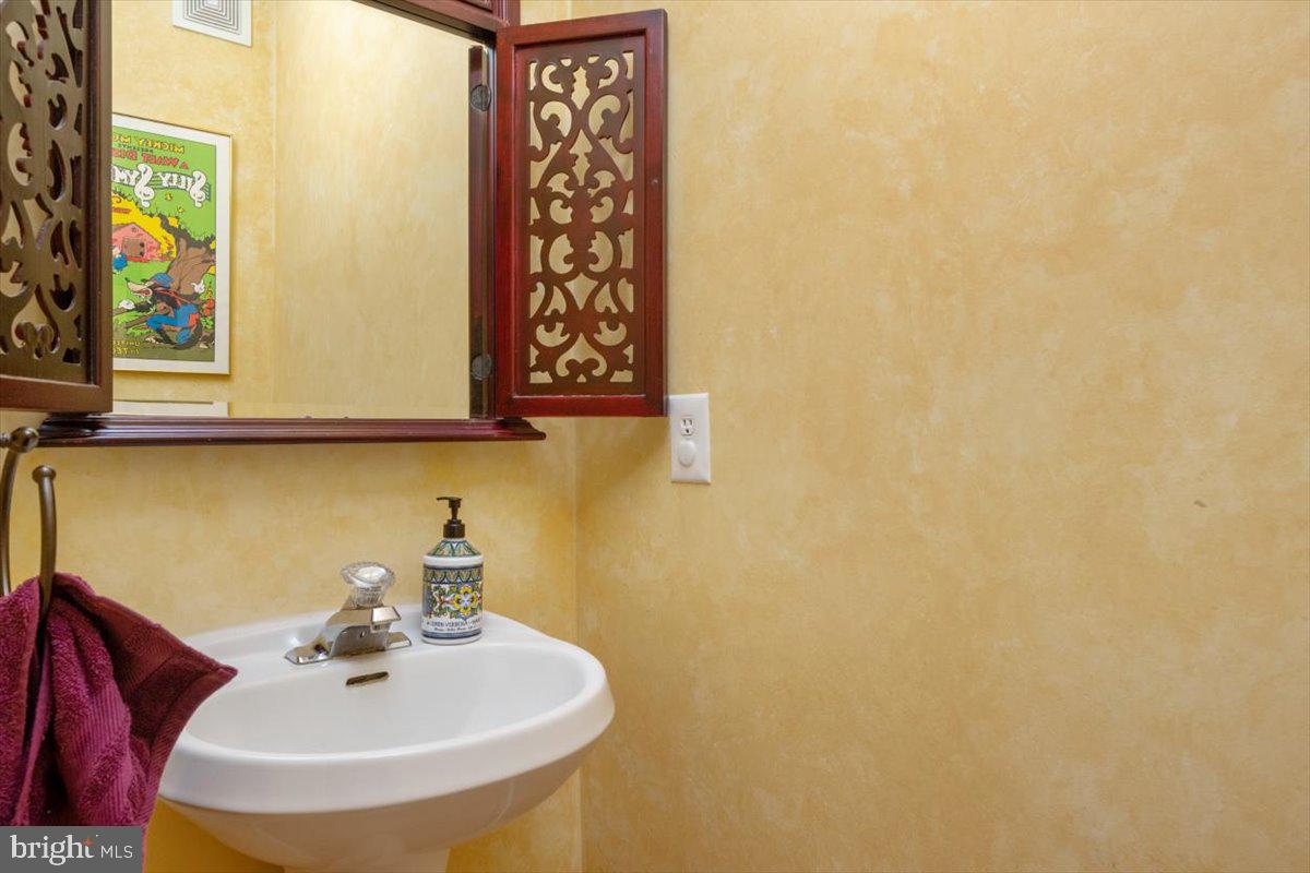 NORTH BROOK - Residential