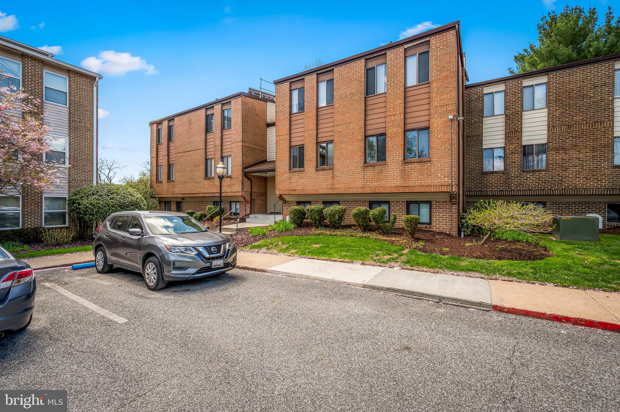 ROCKLAND RUN - Residential