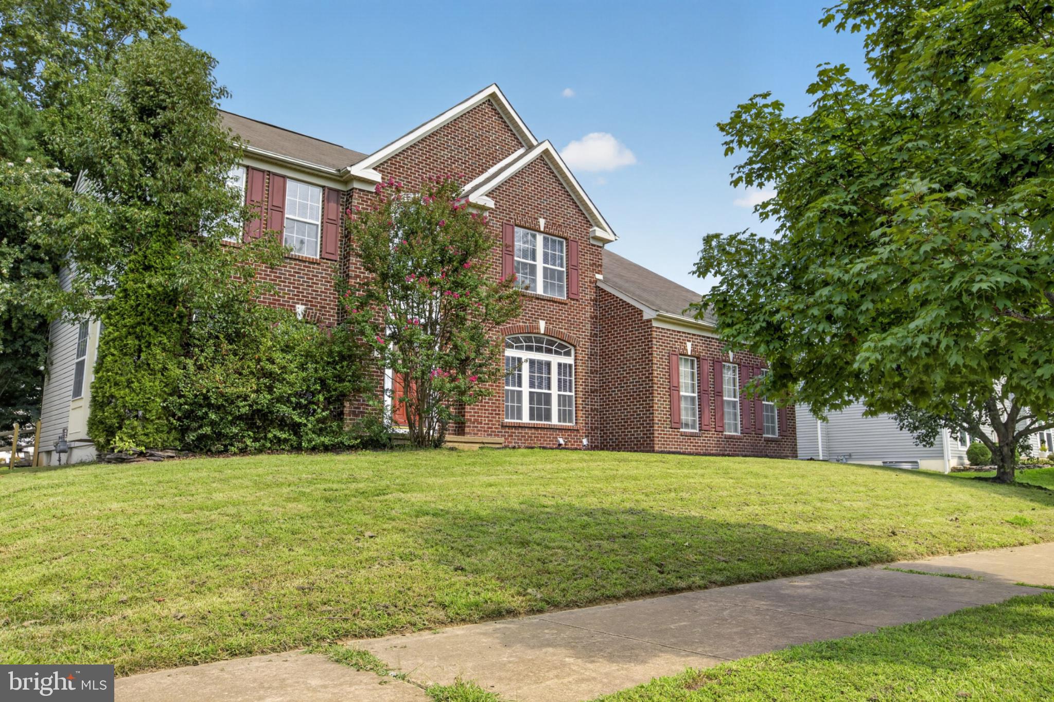 504 LILAC DRIVE