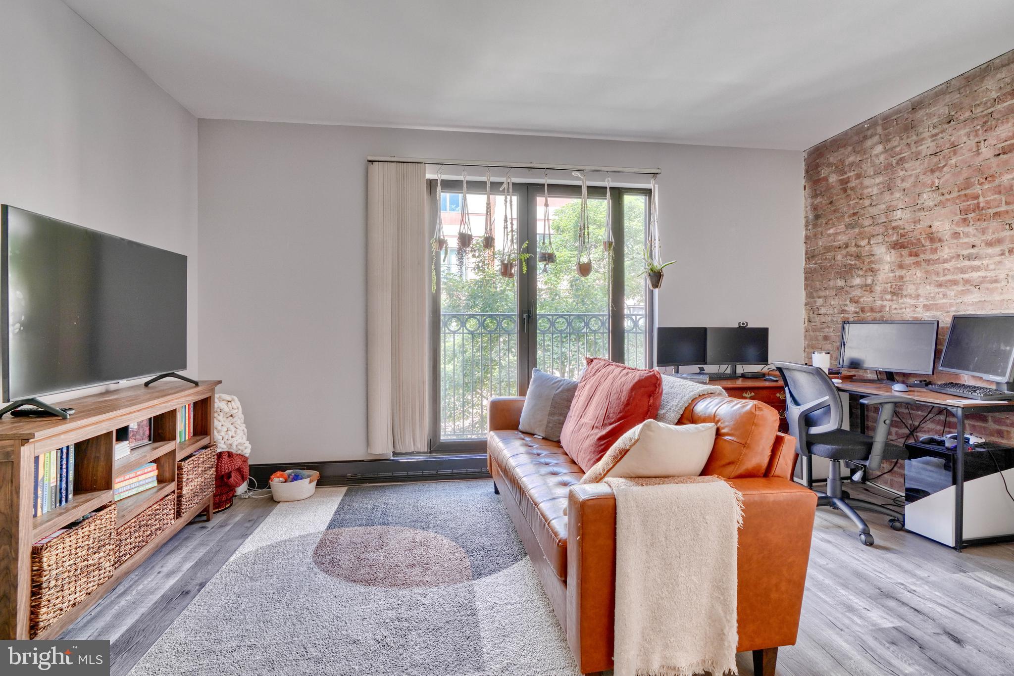 FELLS POINT HISTORIC DISTRICT - Residential Lease