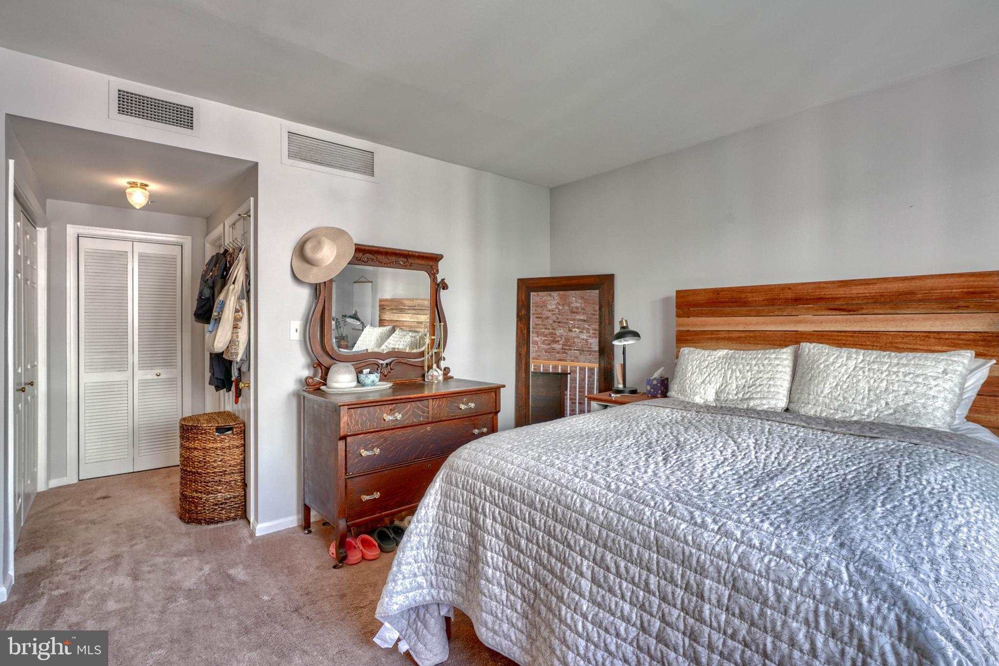 FELLS POINT HISTORIC DISTRICT - Residential Lease