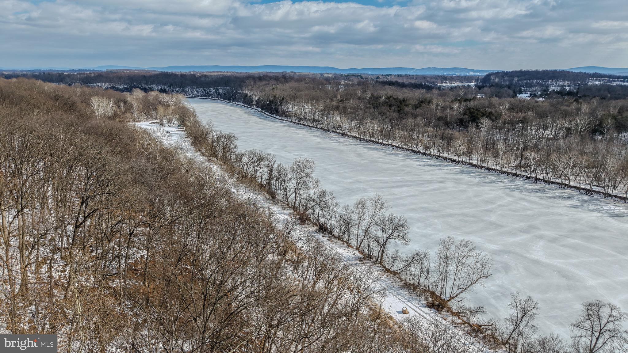 WHITINGS NECK FARM ESTATES - Residential