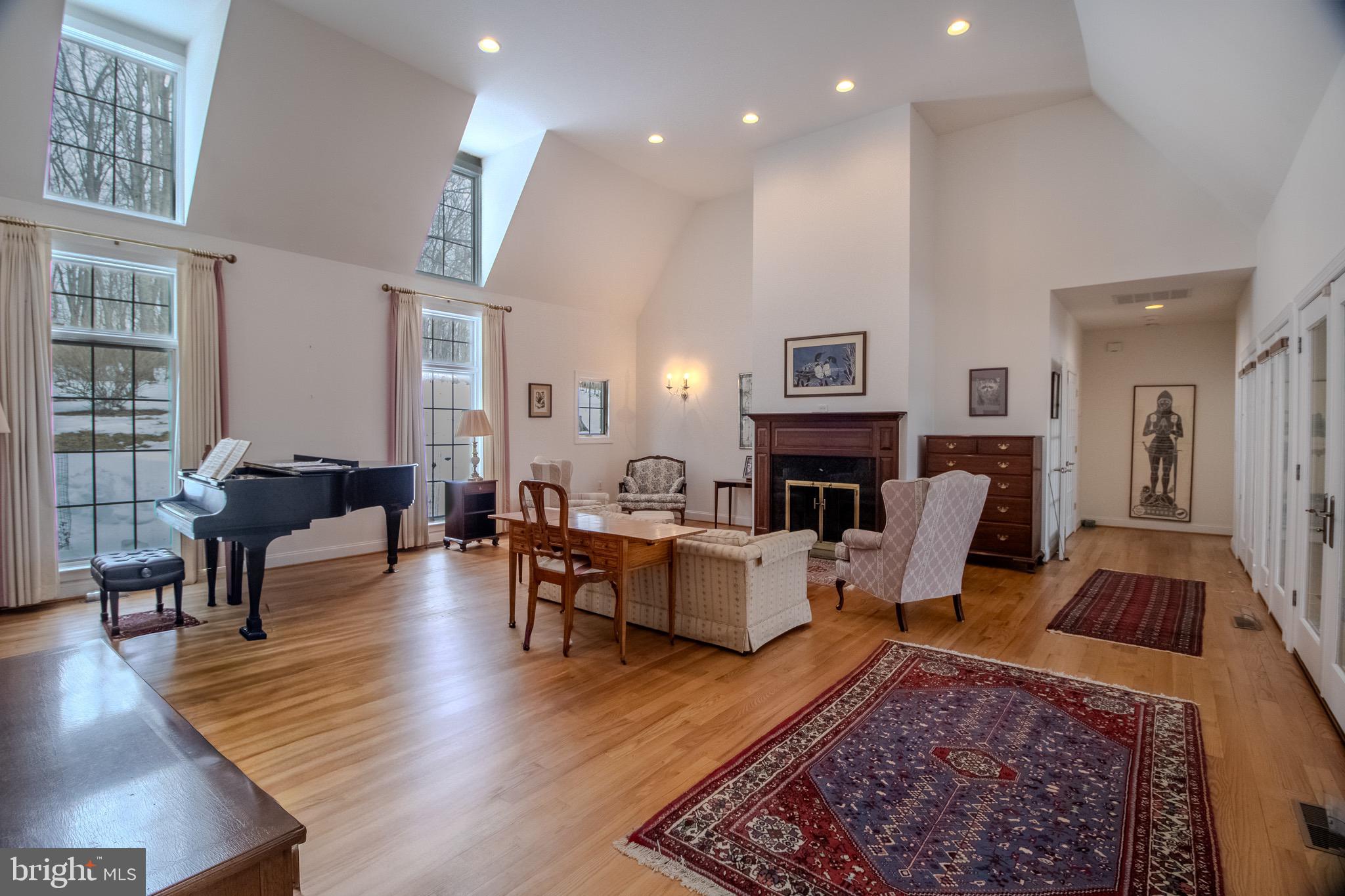 WHITINGS NECK FARM ESTATES - Residential