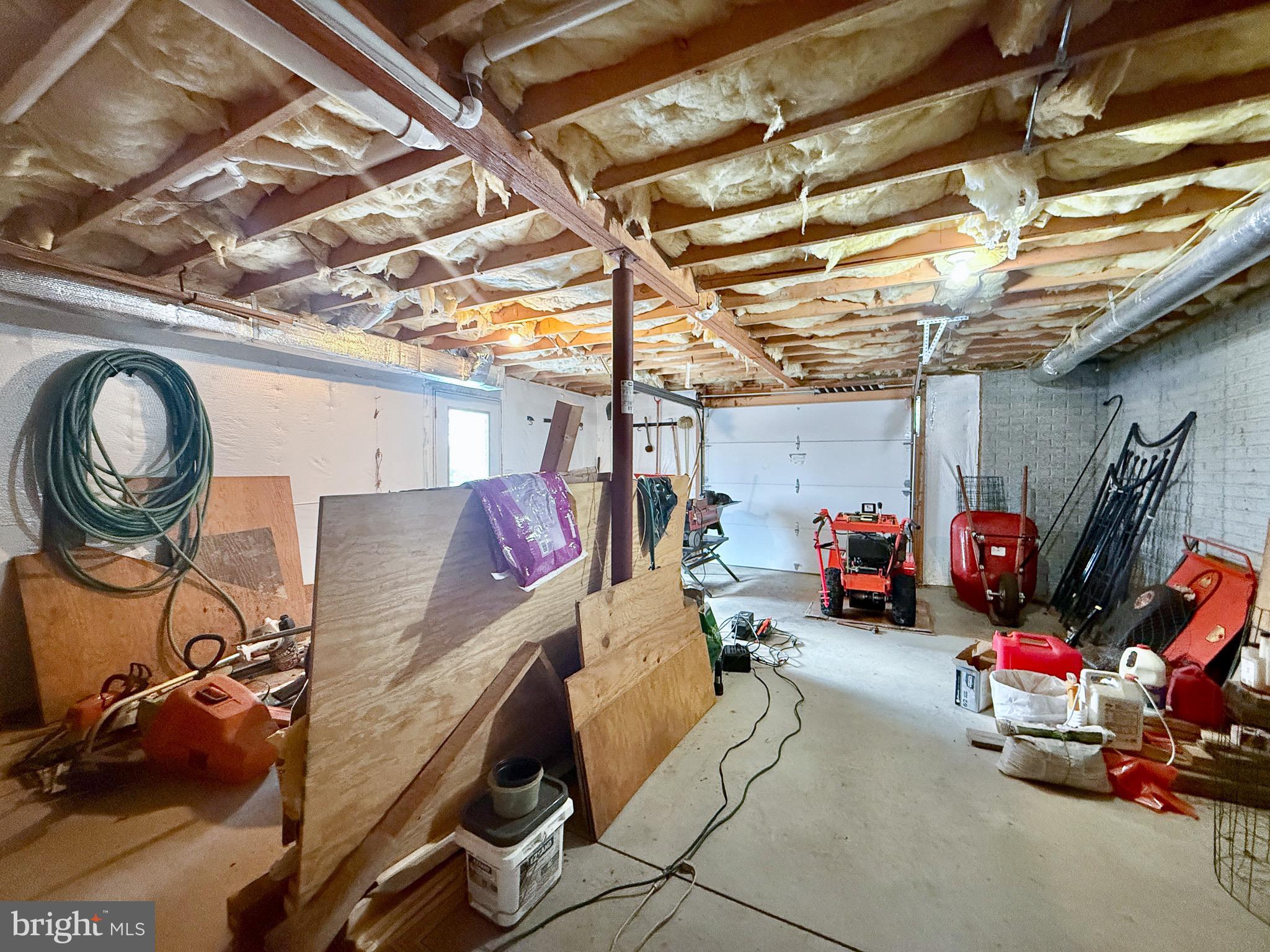 WHITINGS NECK FARM ESTATES - Residential