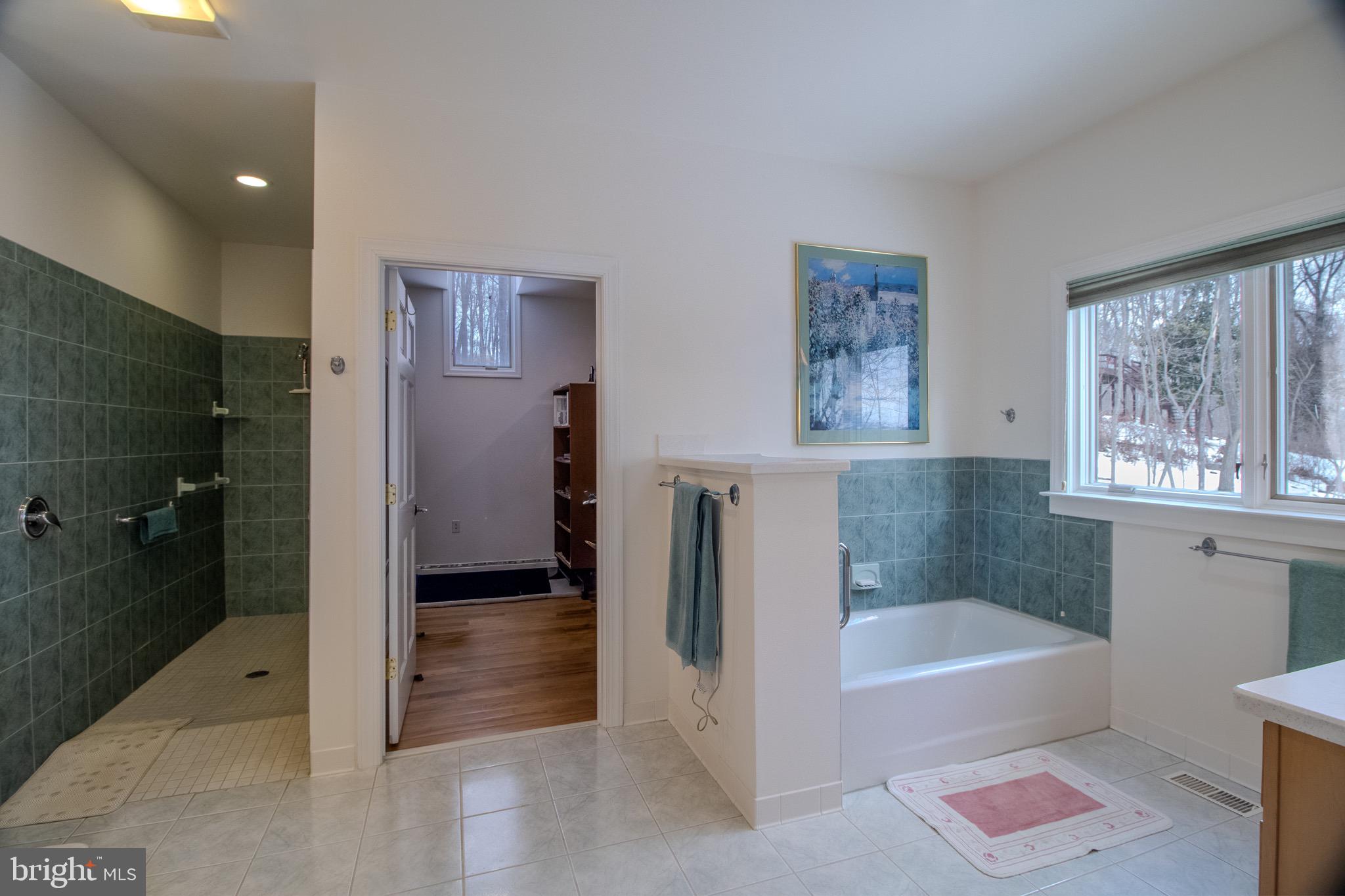 WHITINGS NECK FARM ESTATES - Residential