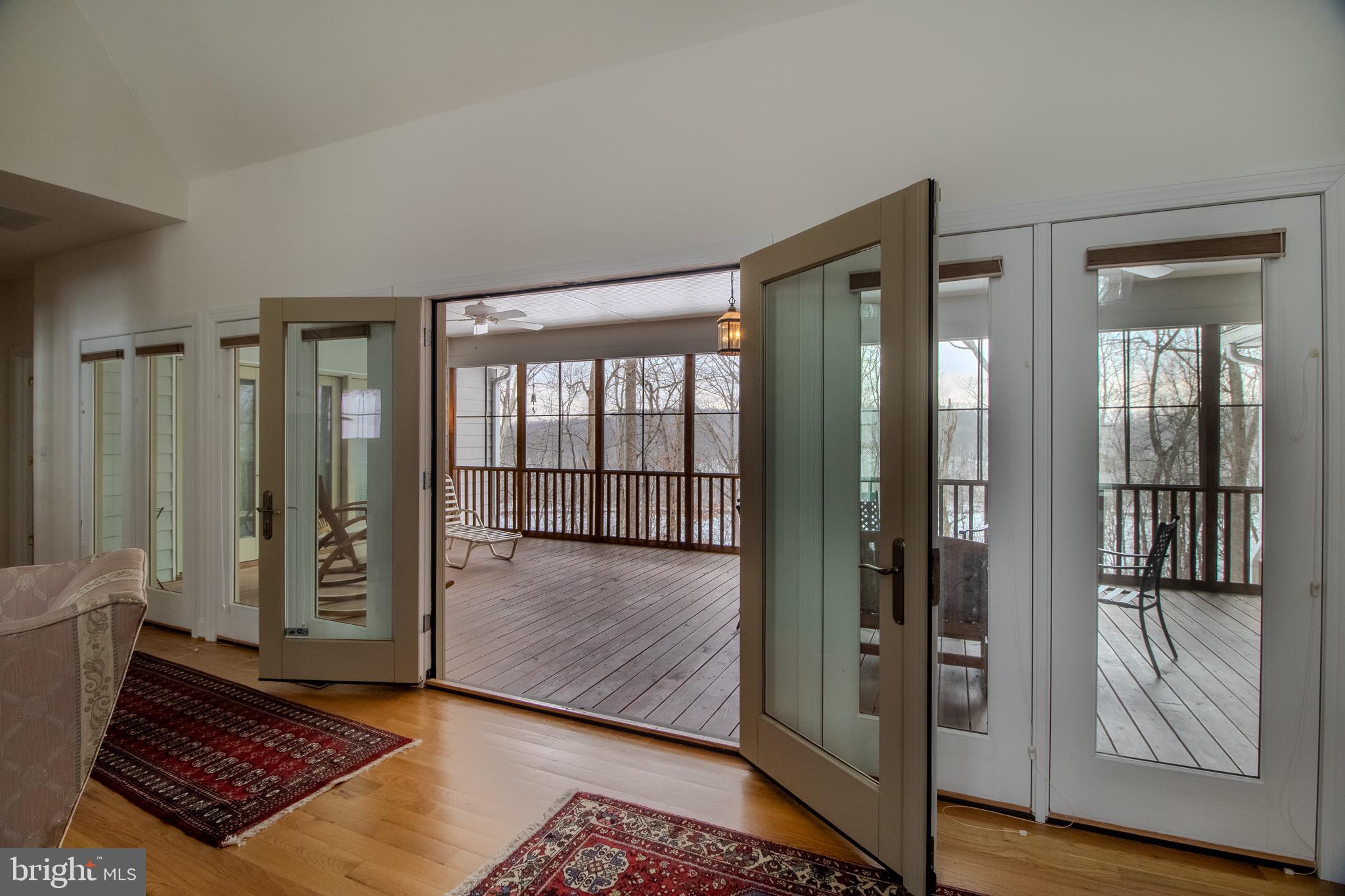 WHITINGS NECK FARM ESTATES - Residential