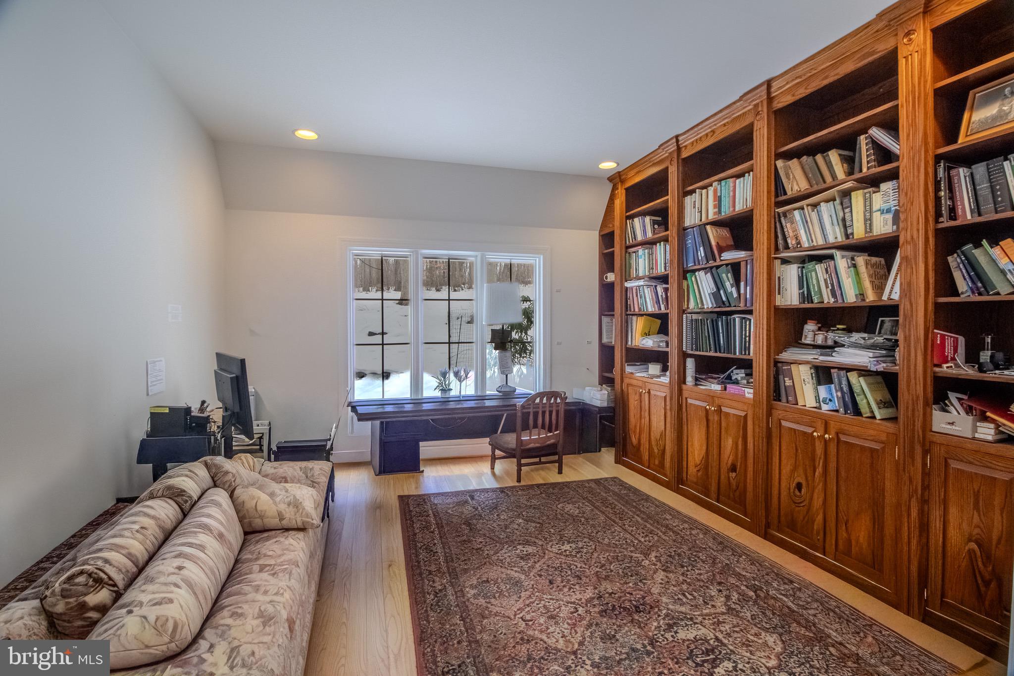 WHITINGS NECK FARM ESTATES - Residential