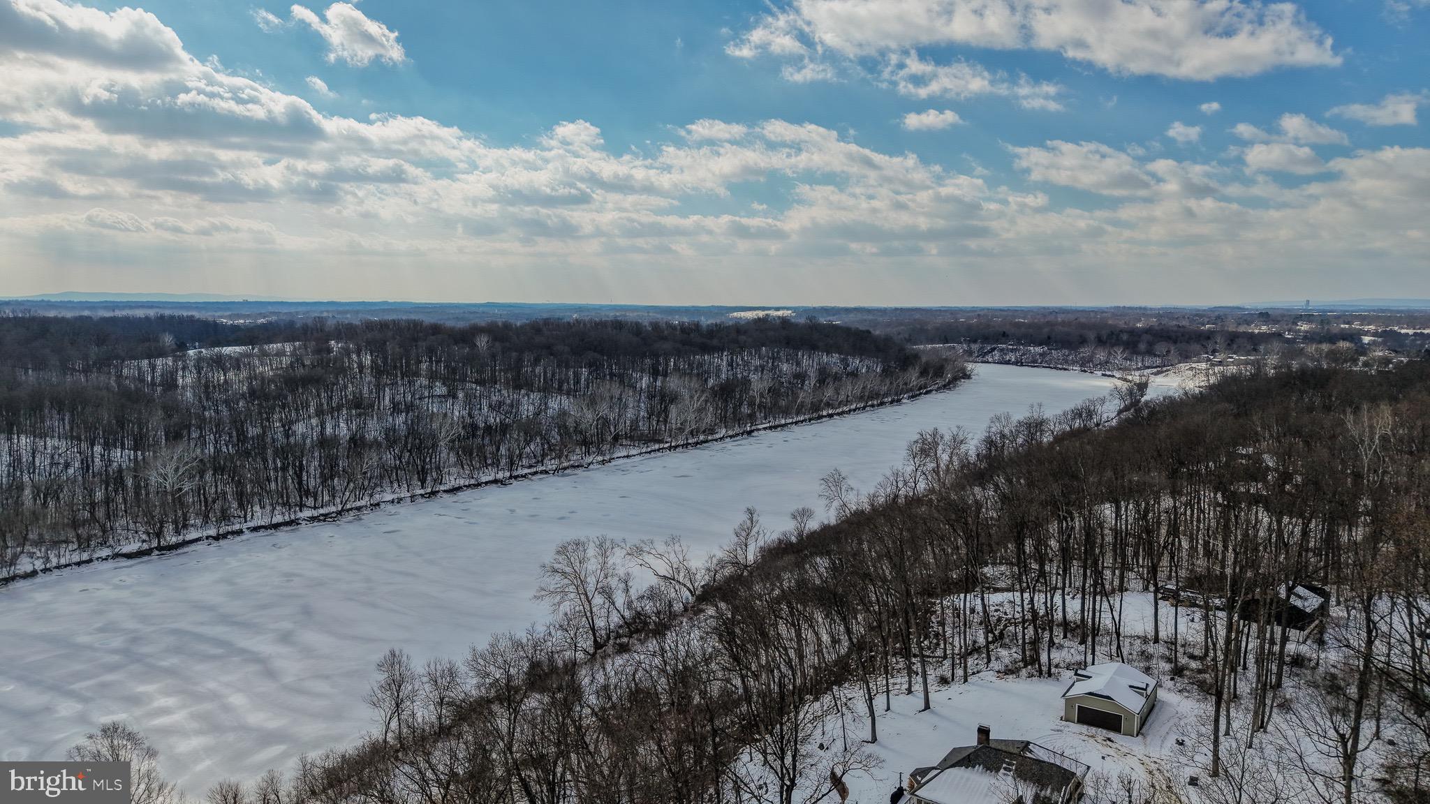 WHITINGS NECK FARM ESTATES - Residential