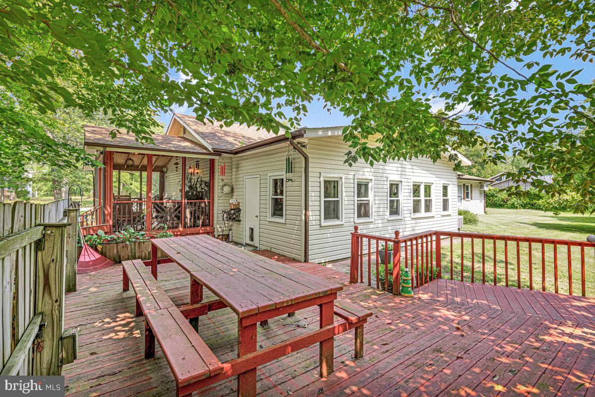 893 HARWOOD ROAD