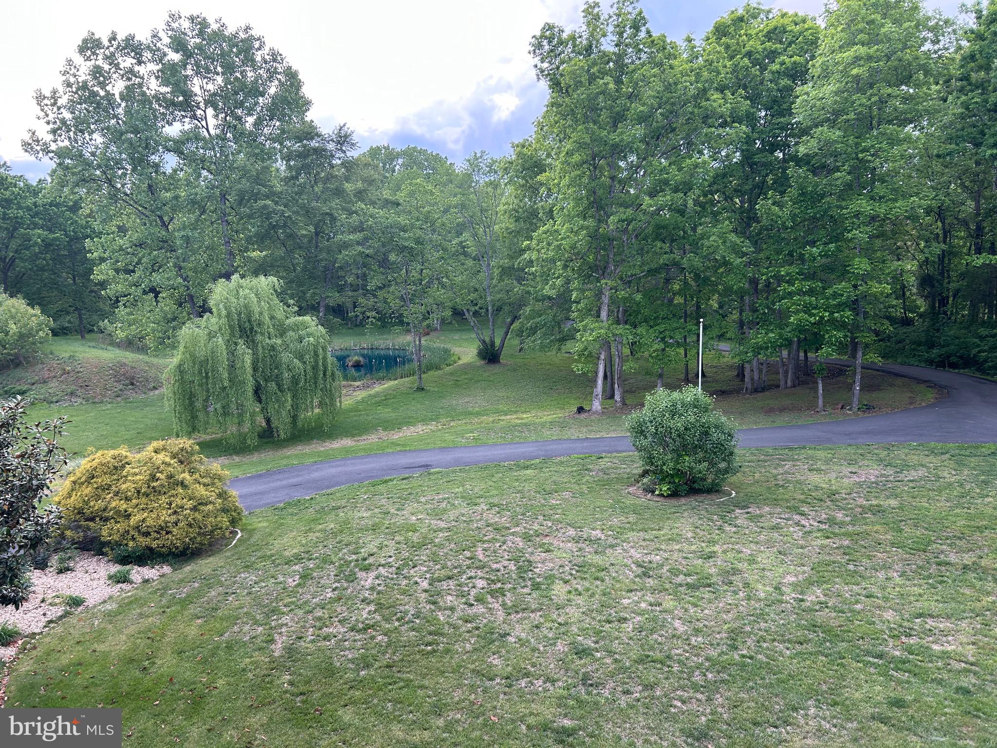 WESTBURY - Residential