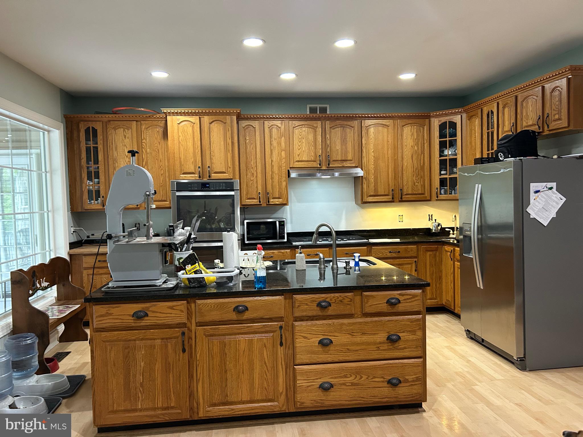 WESTBURY - Residential