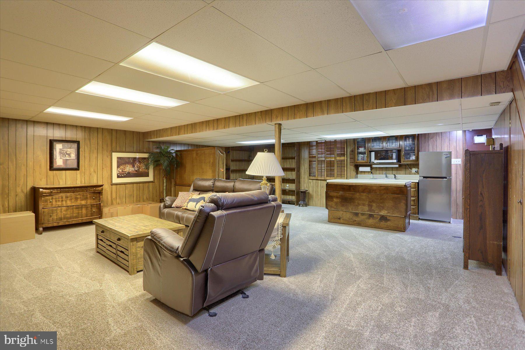 COUNTRY CLUB PARK - Residential