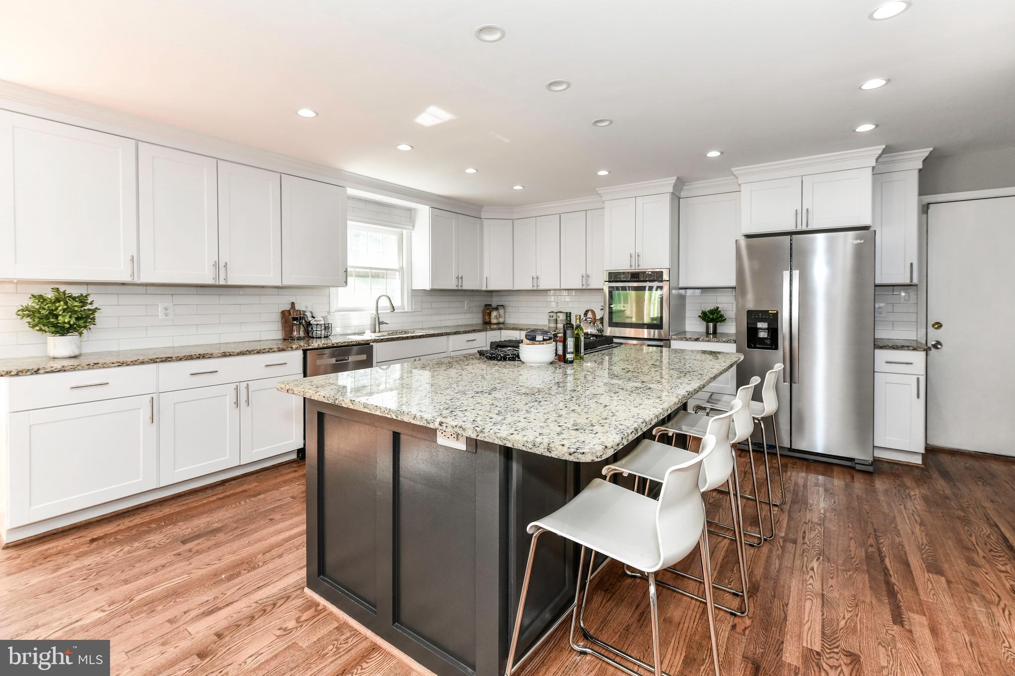 ASHBURN FARM - Residential Lease