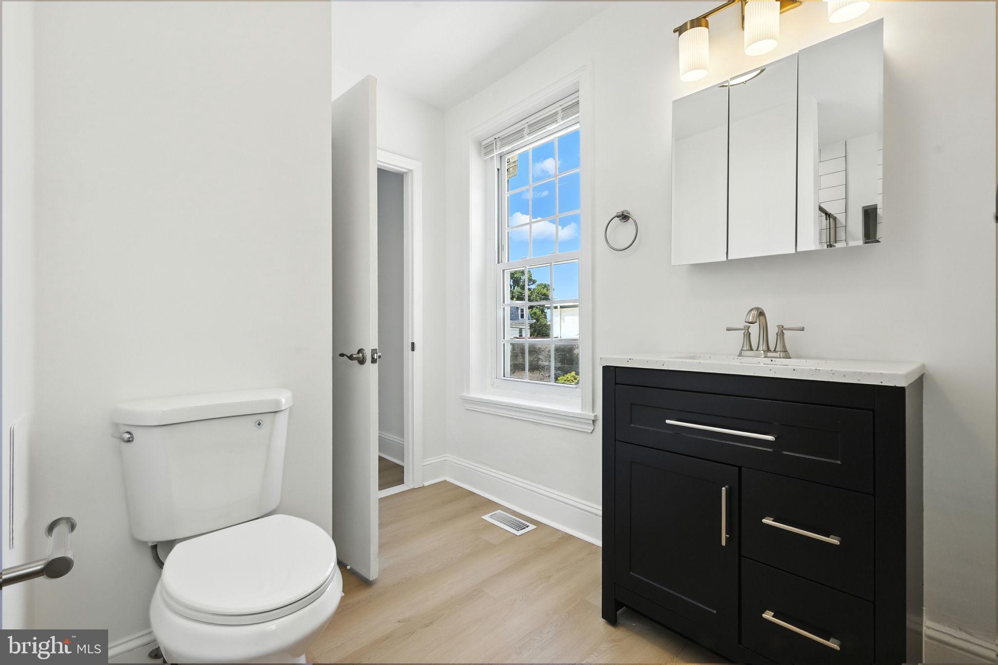 MANAYUNK - Residential Lease