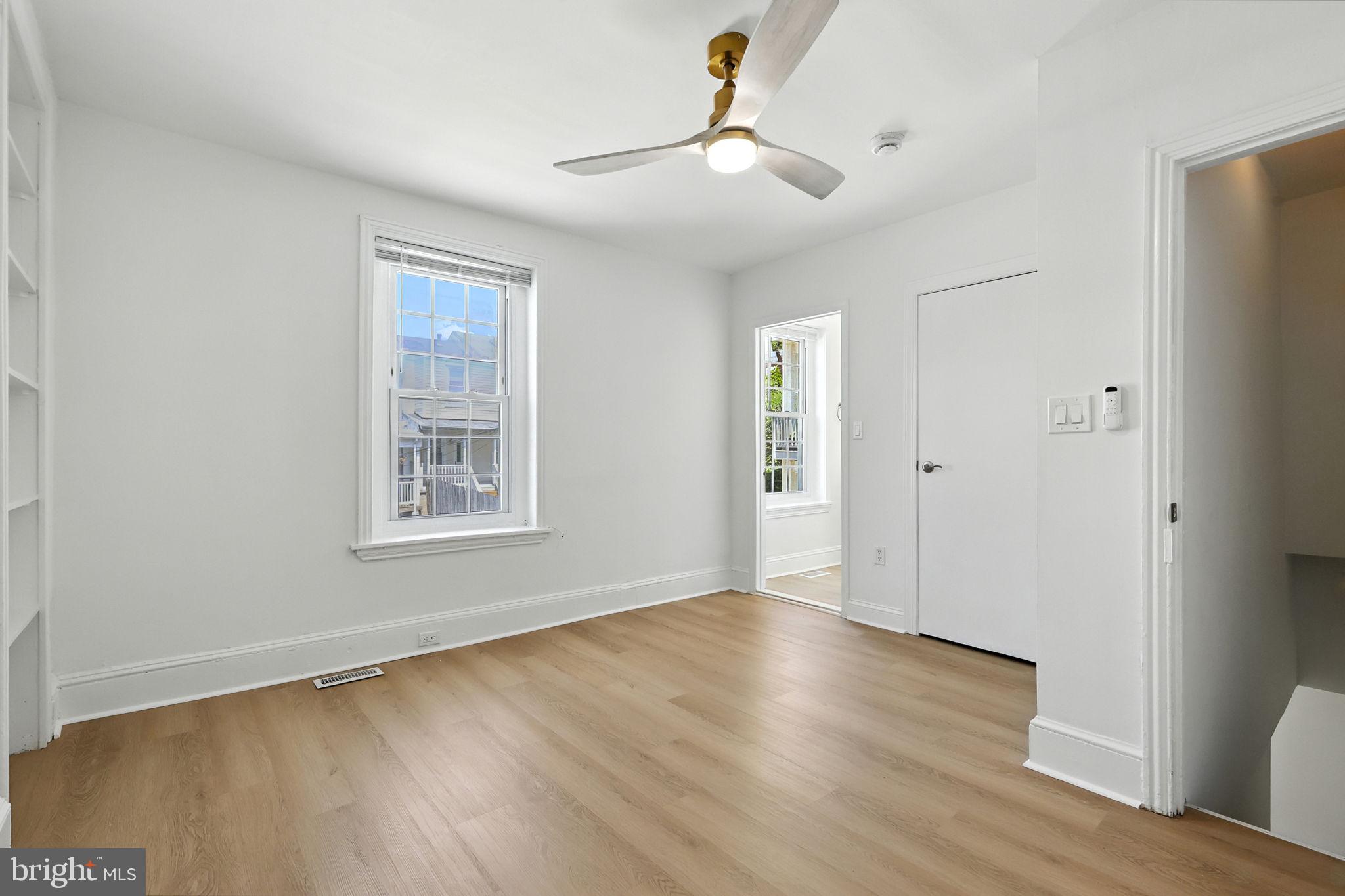MANAYUNK - Residential Lease