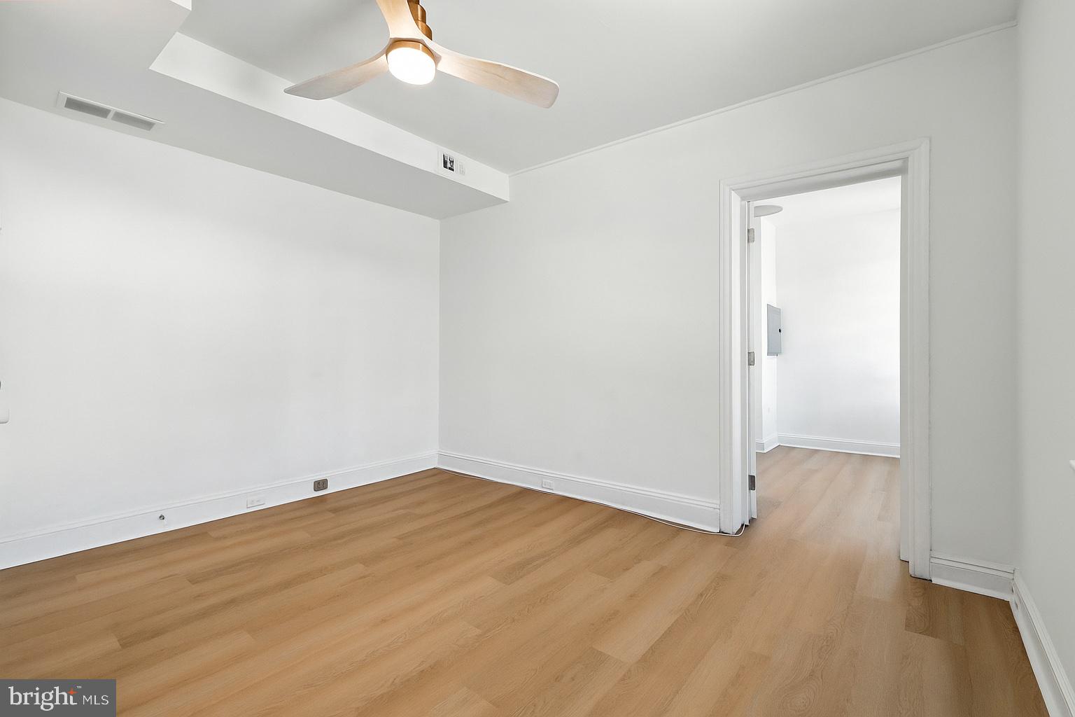 MANAYUNK - Residential Lease