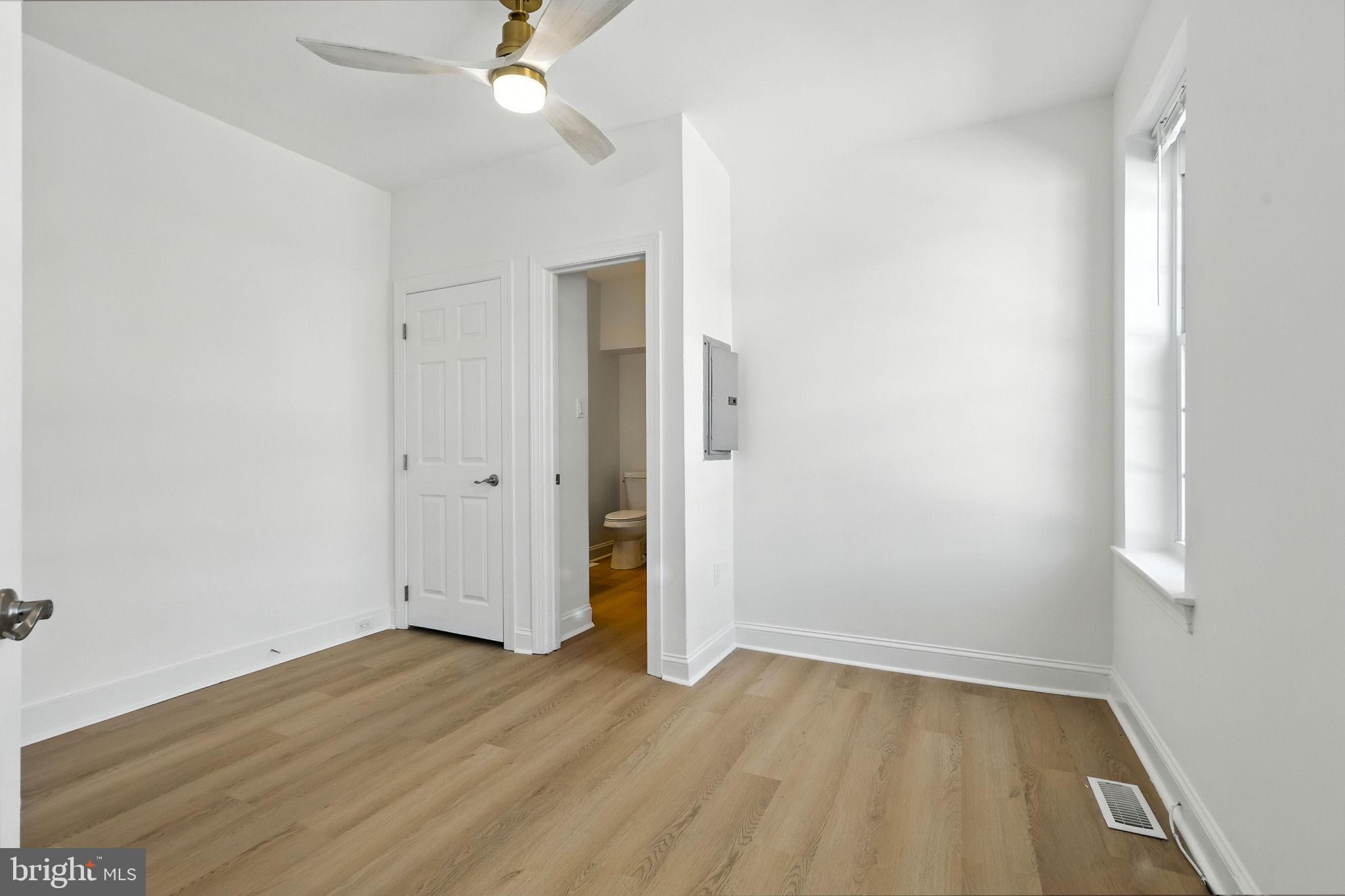 MANAYUNK - Residential Lease