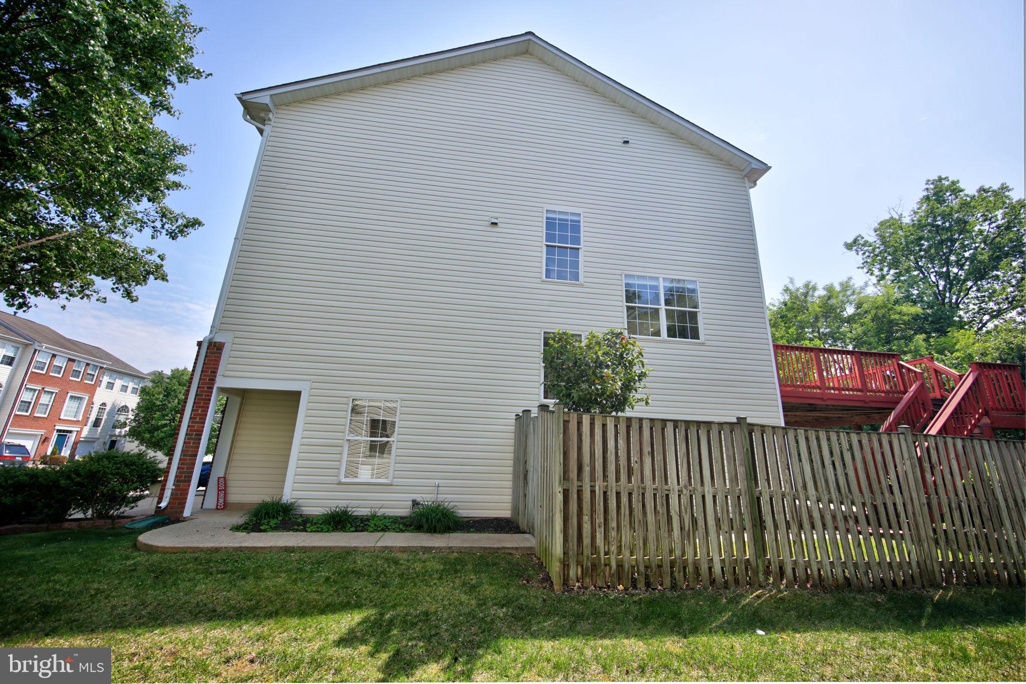 RIVERSIDE STATION - Residential