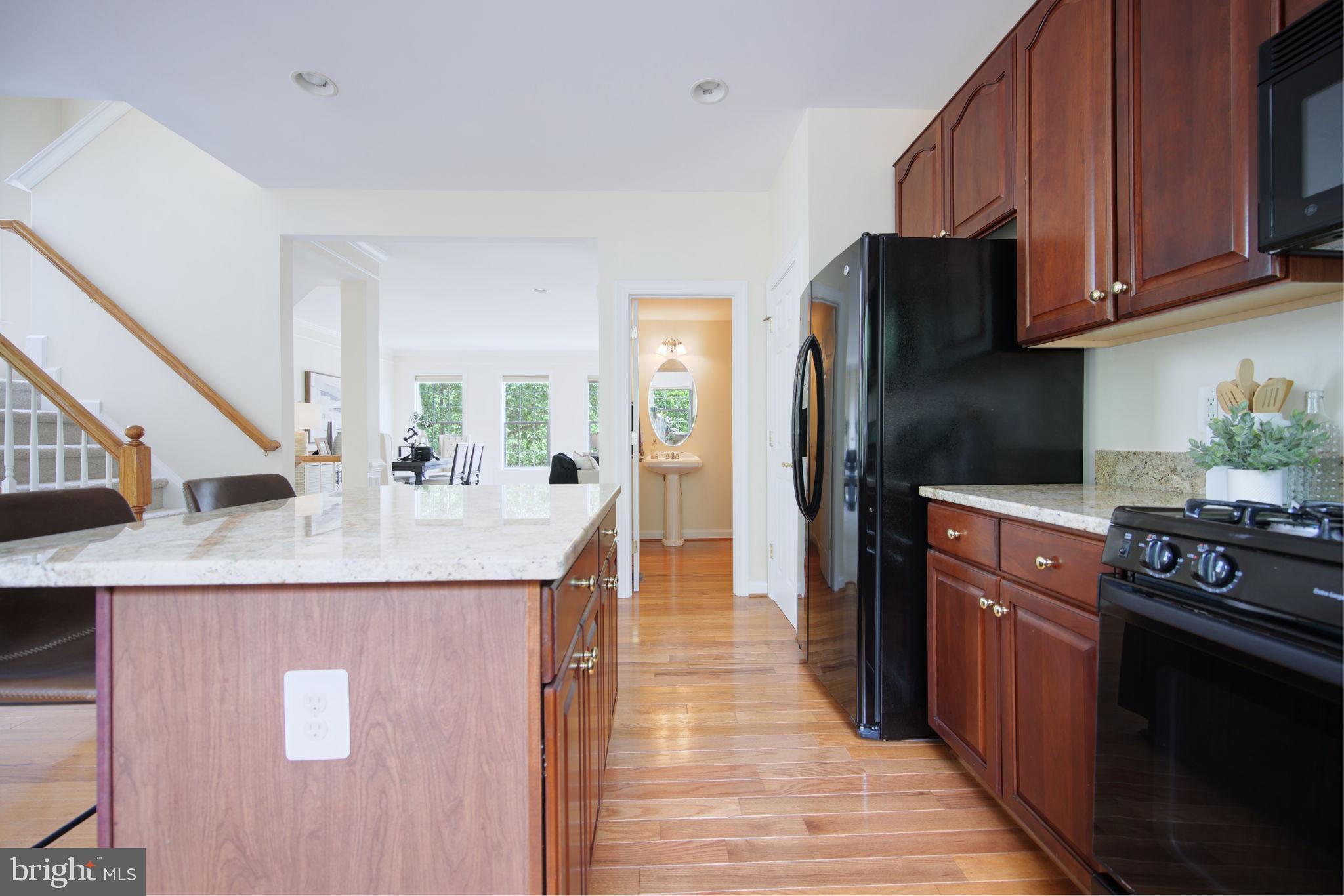 RIVERSIDE STATION - Residential