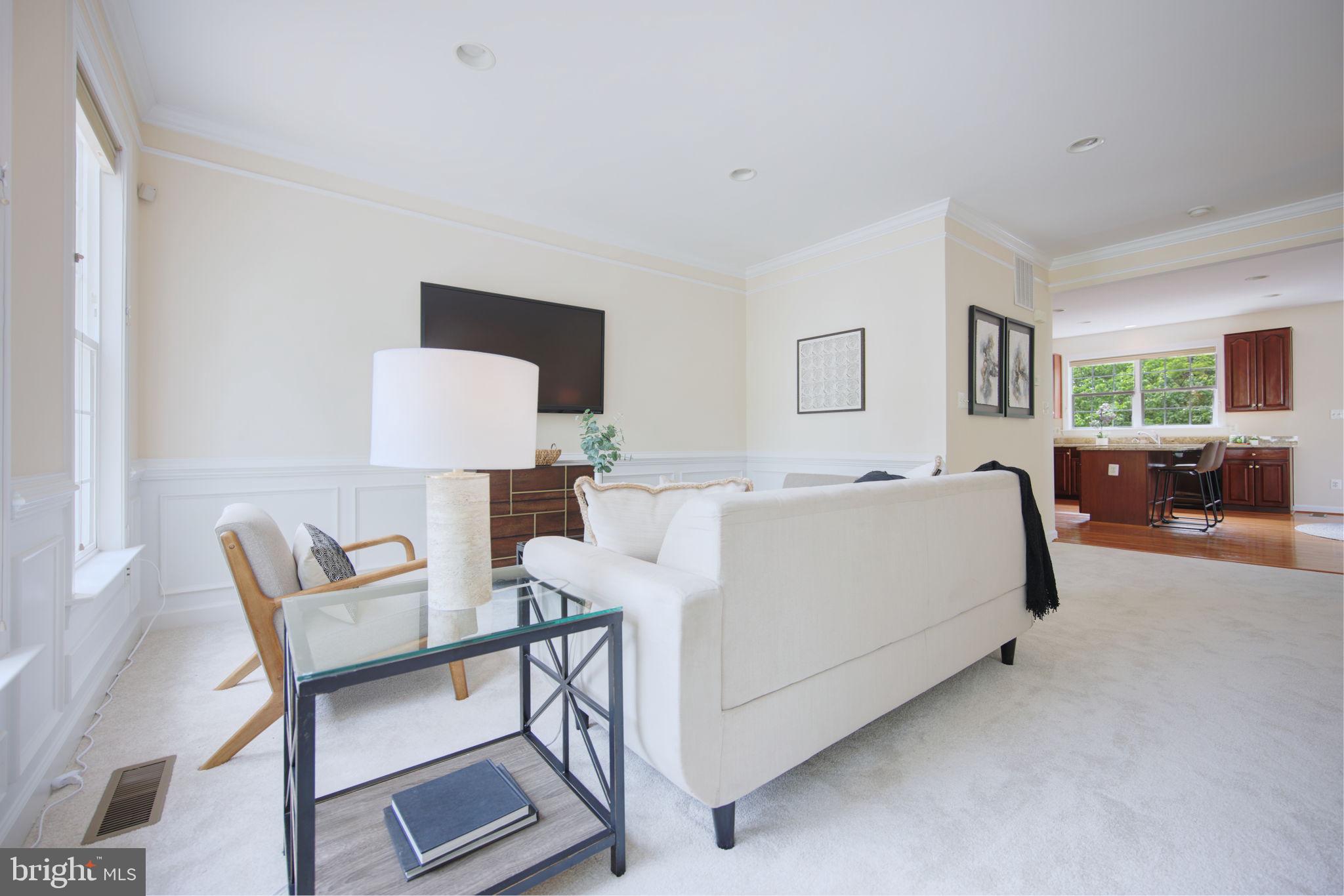 RIVERSIDE STATION - Residential