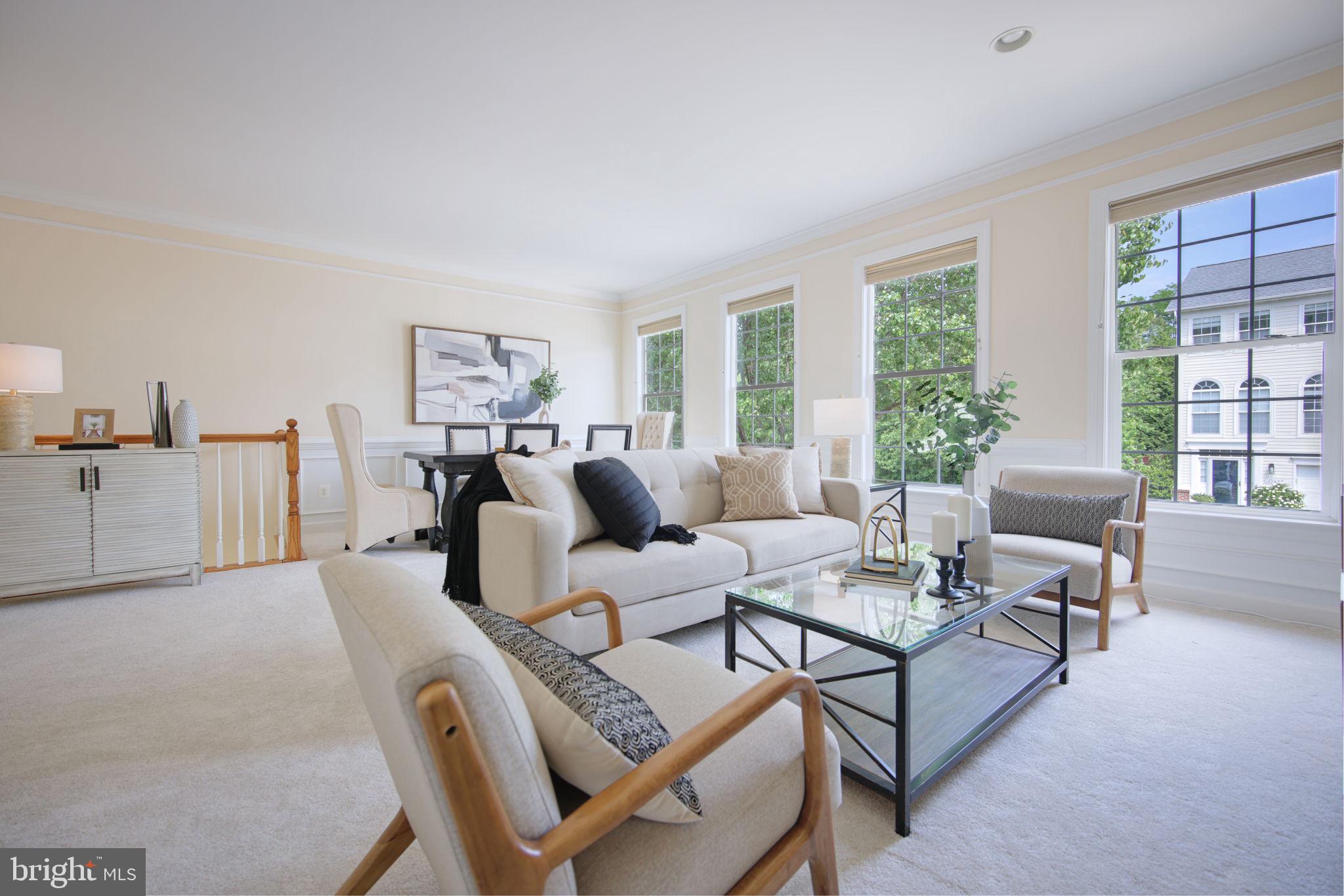 RIVERSIDE STATION - Residential