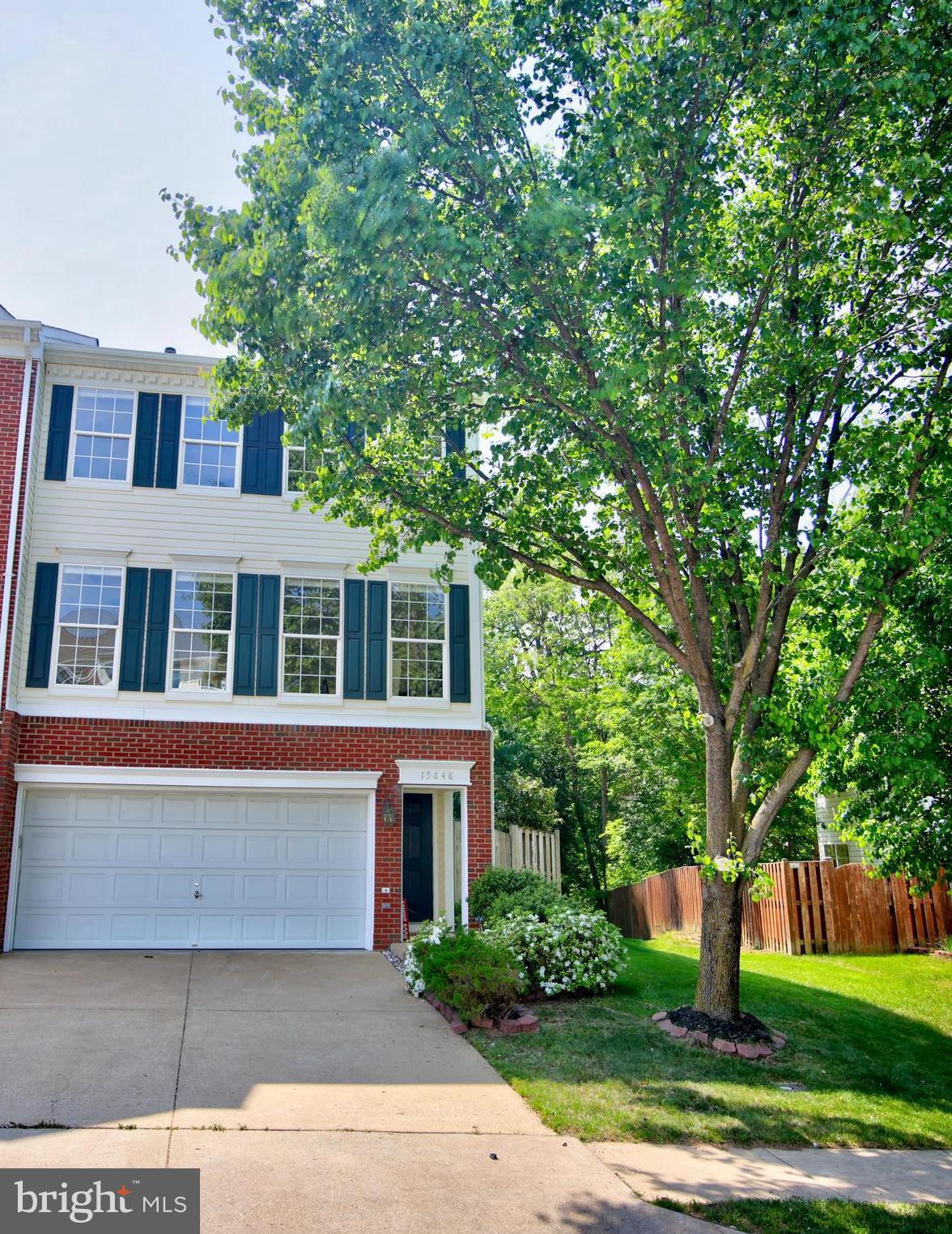 RIVERSIDE STATION - Residential