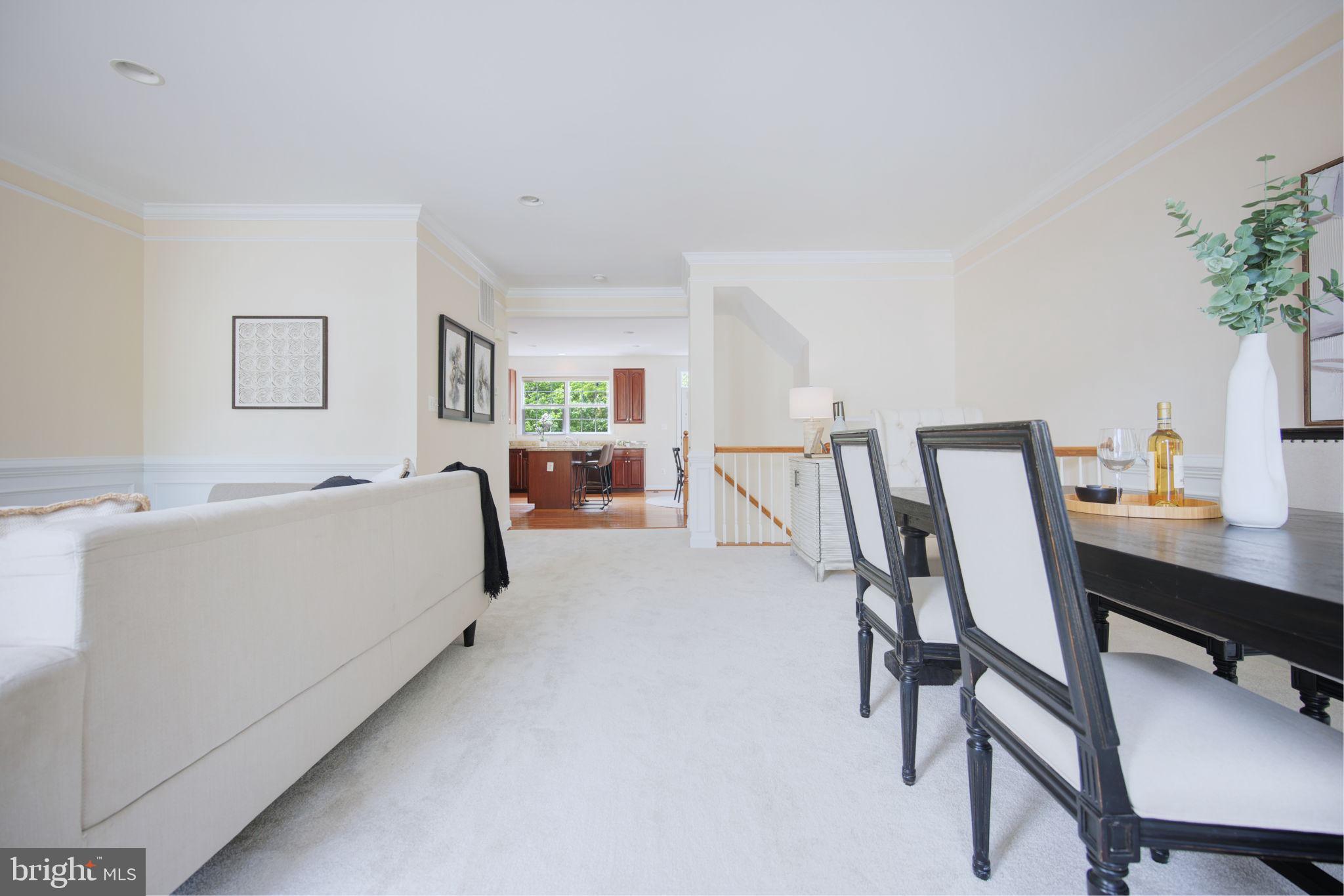 RIVERSIDE STATION - Residential