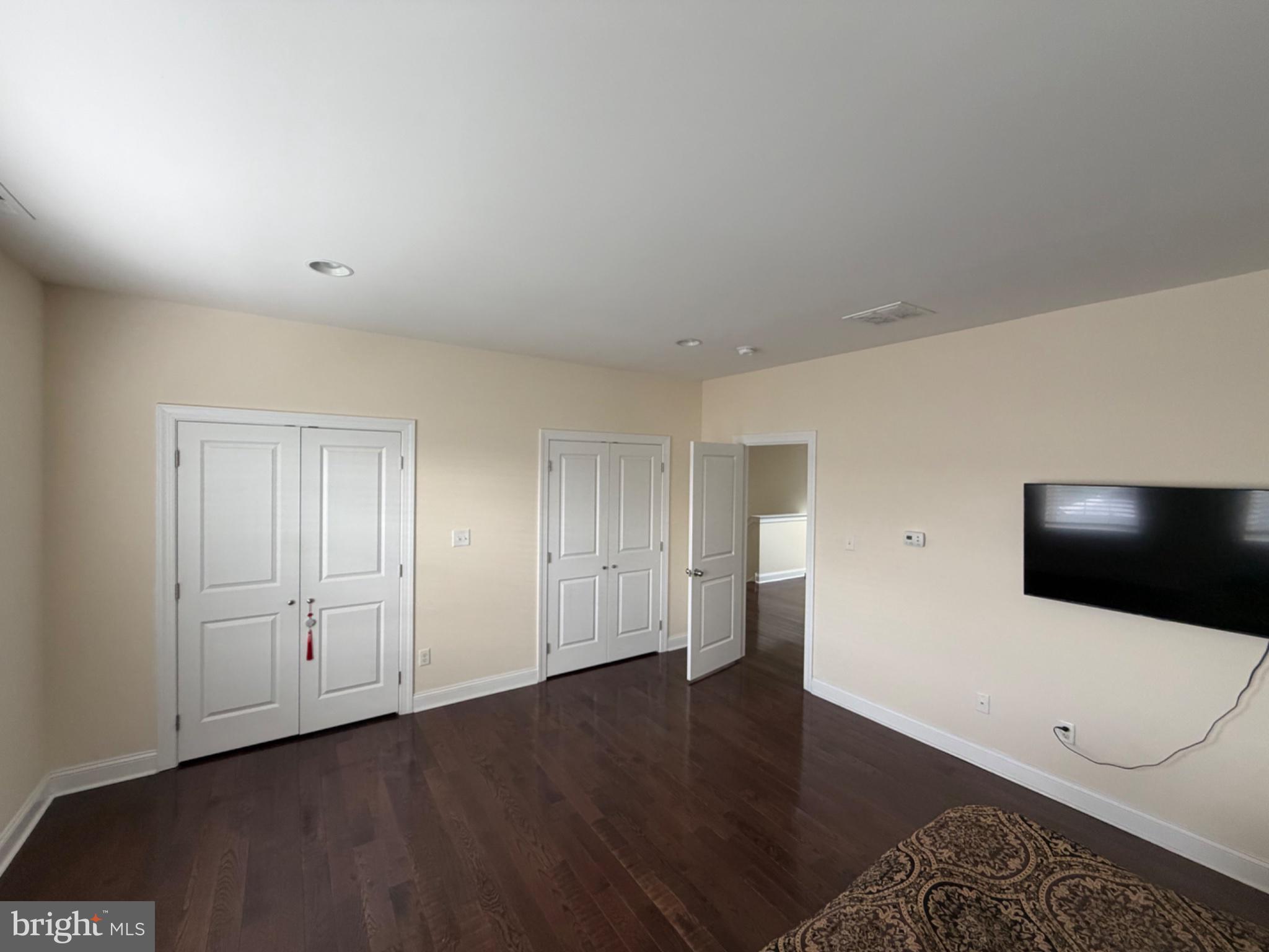 RHAWNHURST - Residential