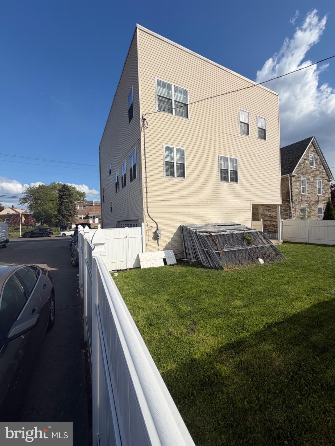 RHAWNHURST - Residential