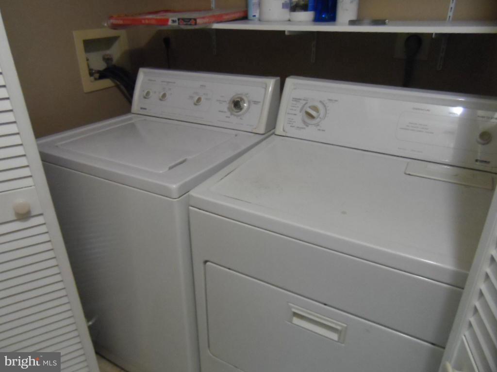 ST CHARLES SUB - HAMPSHIRE - Residential