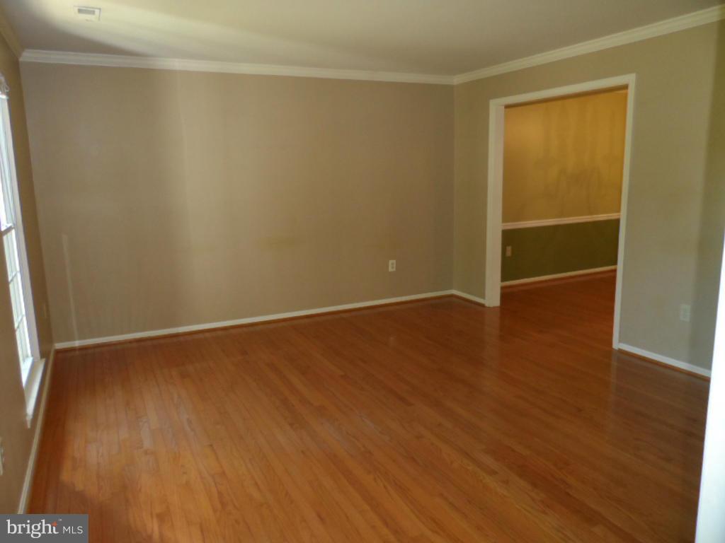 ST CHARLES SUB - HAMPSHIRE - Residential