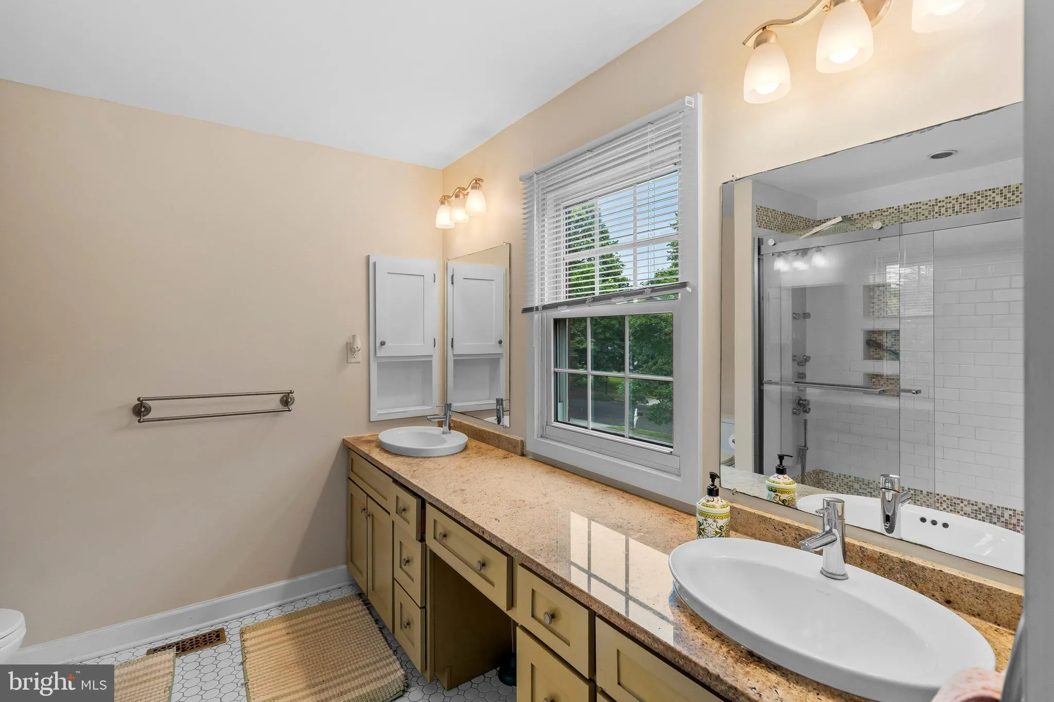 Princeton Junction, New Jersey 08550, United States, 4 Bedrooms Bedrooms, ,3 BathroomsBathrooms,Residential,Coming Soon,169067