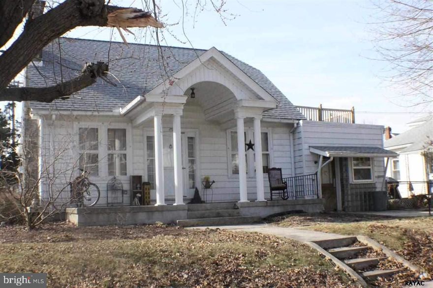 Corner detached home with 4 bedrooms & 2 full baths with Living rm, dining rm & kitchen.  Finished 2nd flr grand mstr with full bath & walk in tiled shower.  Hardwood floors throughout entire home.  Oversized 2 car garage and off street parking.  Great location, West York Schls.