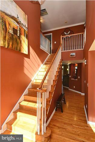 VIRGINIA OAKS - Residential