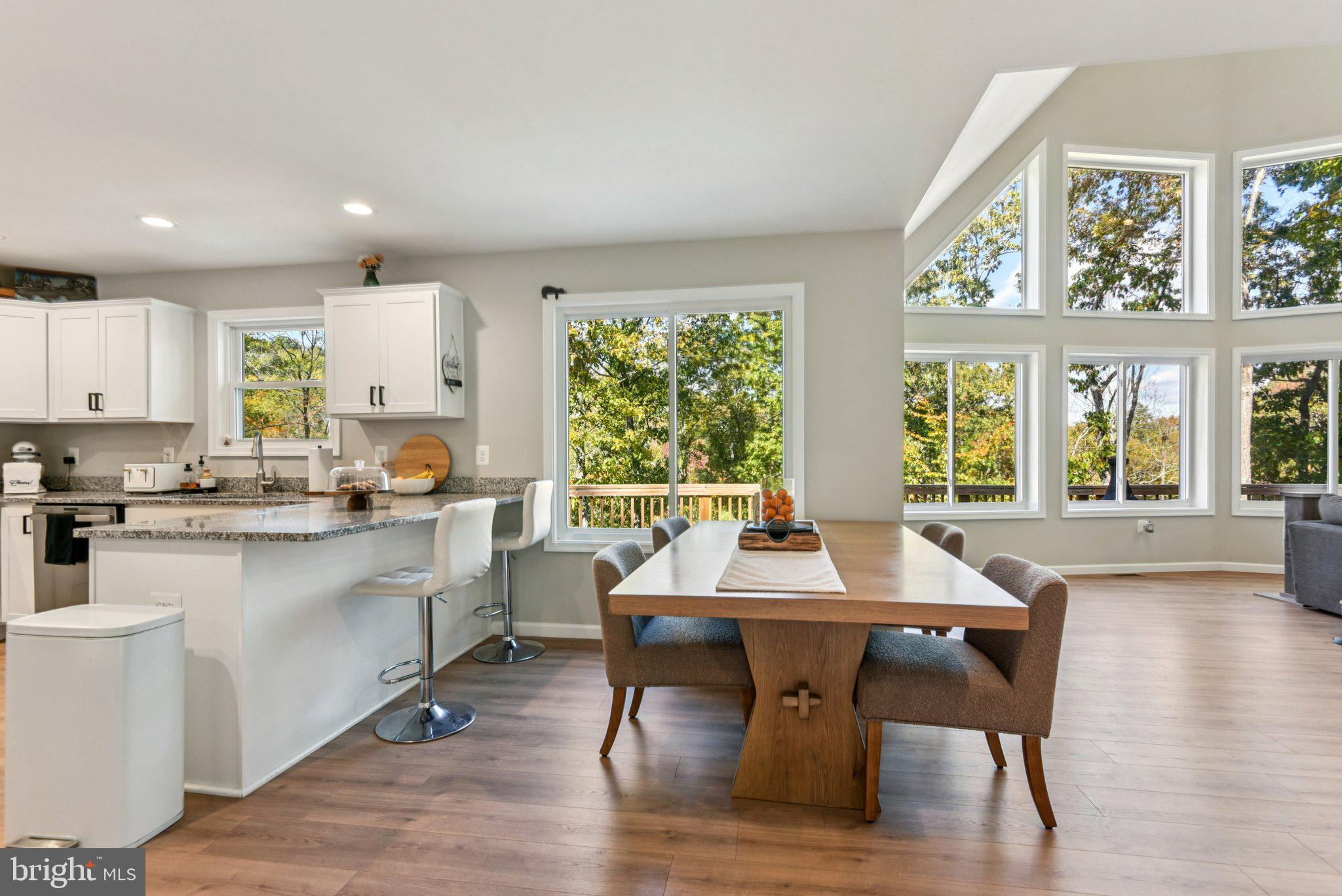 APPLE MT LAKE - Residential