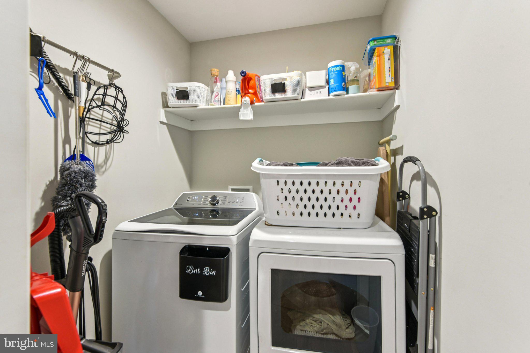 APPLE MT LAKE - Residential