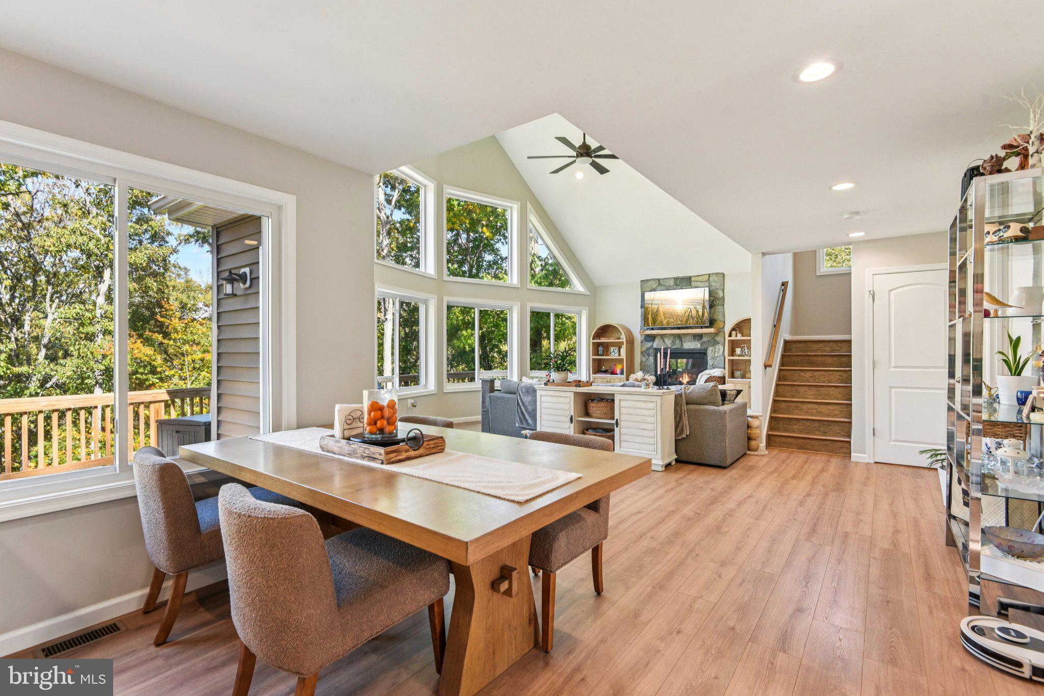 APPLE MT LAKE - Residential